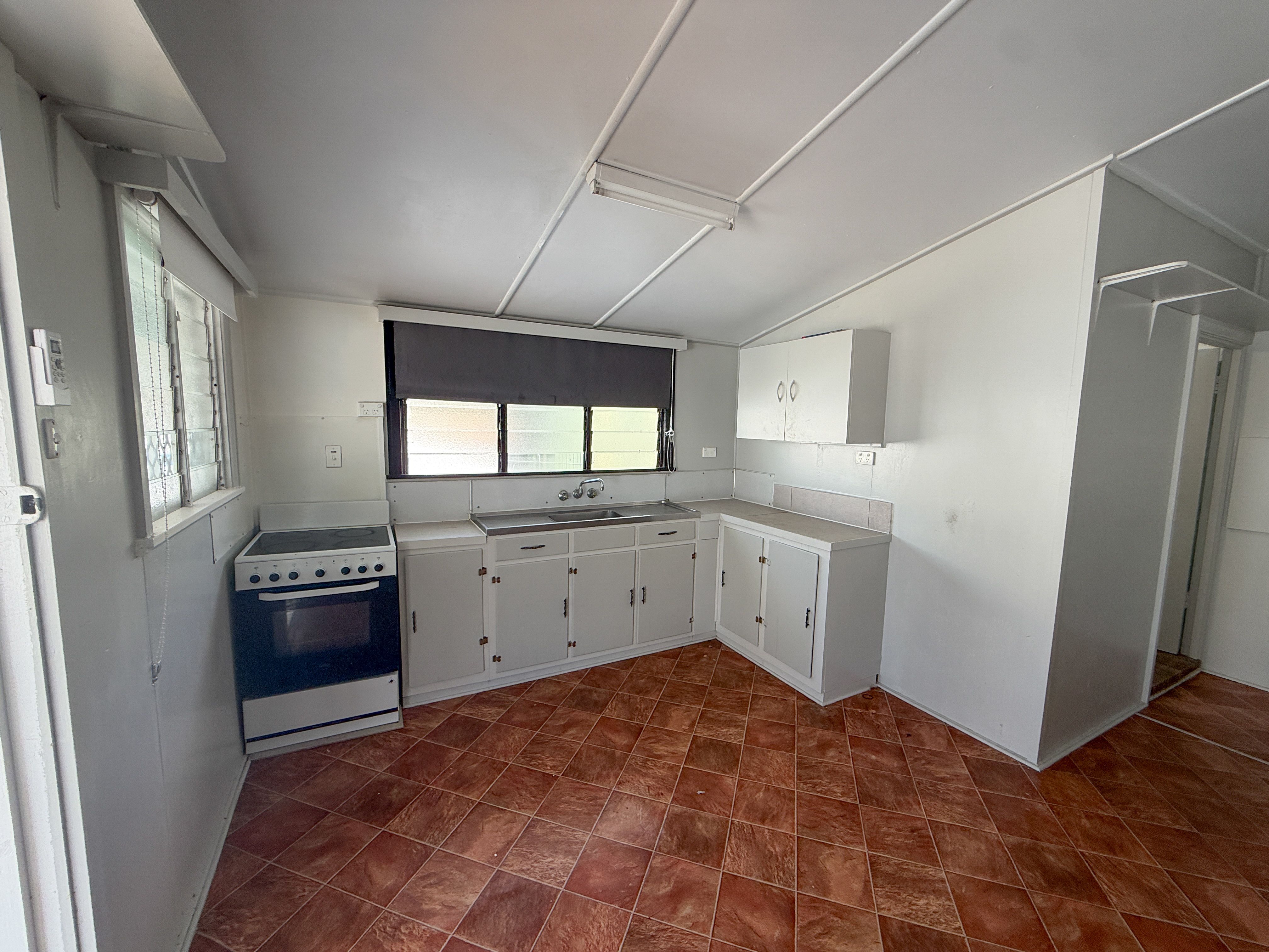 3/8-10 Bruce Parade, Lucinda, QLD 4850