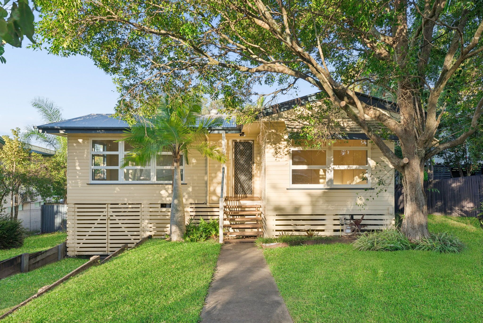 11 Carnelian Street — photo from Ray White Holland Park