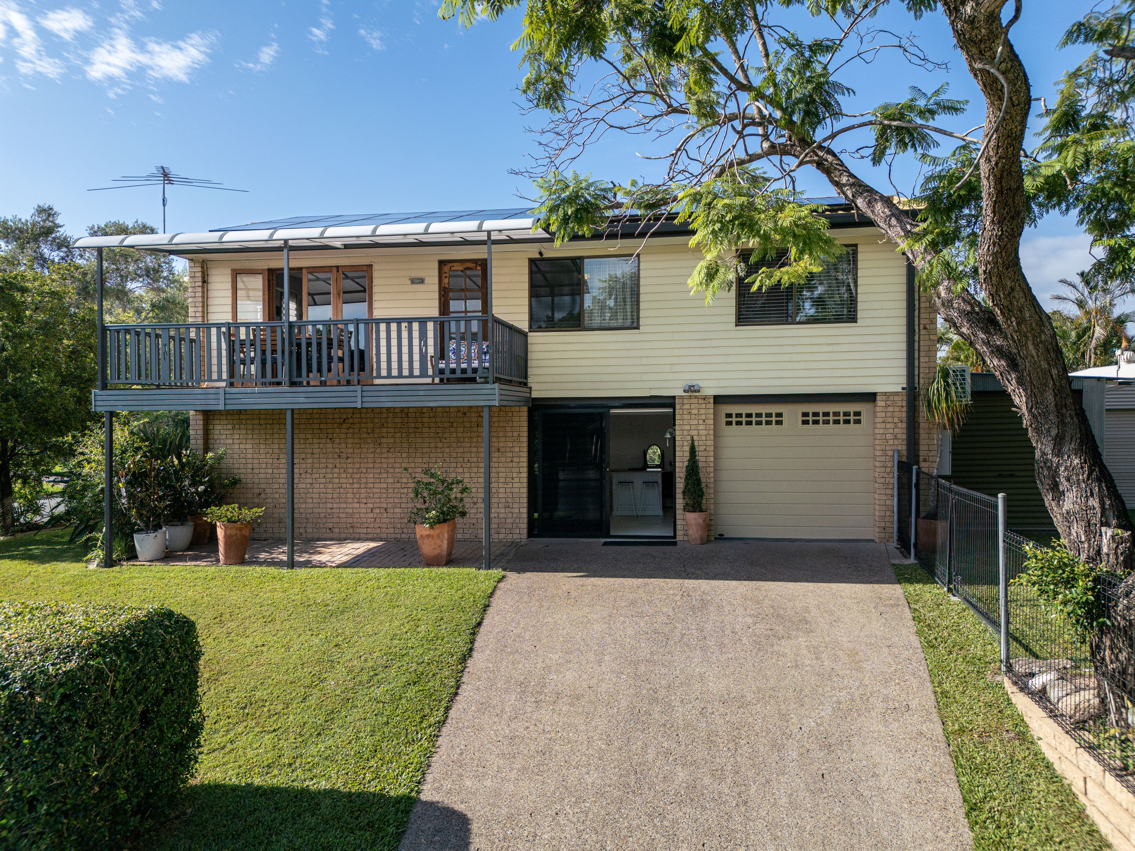 1 Wilpowell Street, Oxley, QLD 4075