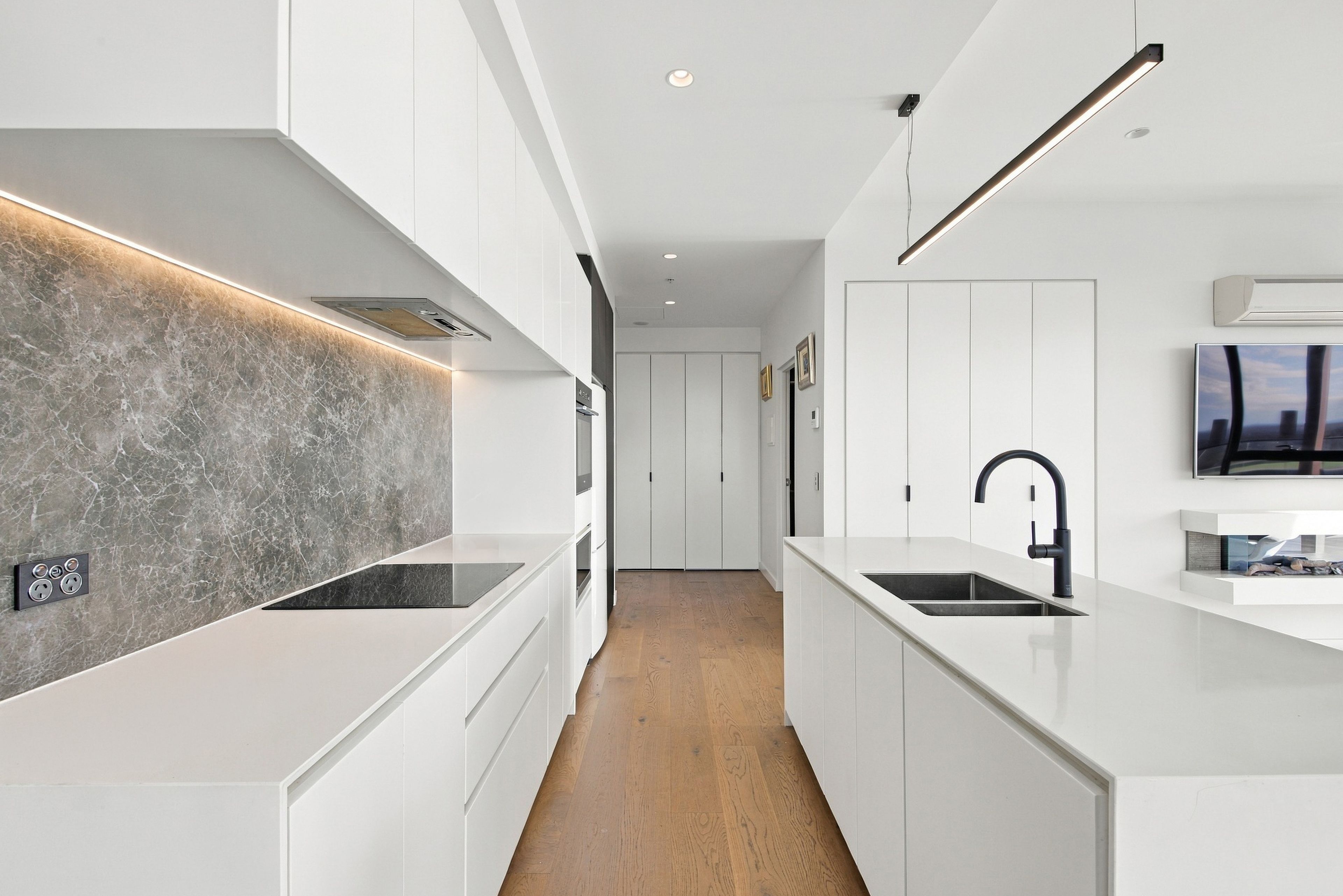 413/443 Upper Heidelberg Road — photo 4 of 16