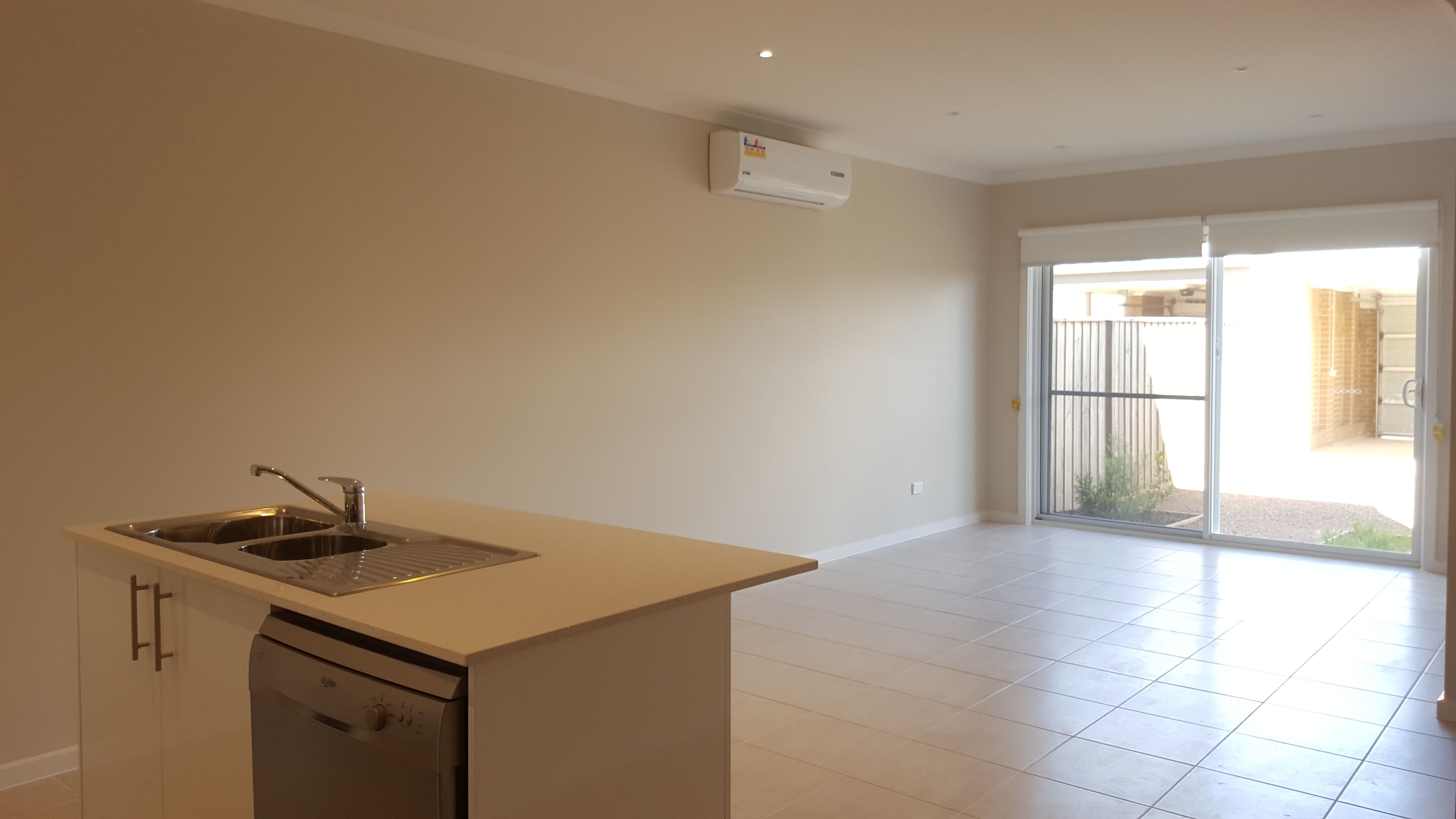 8 Courthouse Walk, DOREEN, VIC 3754