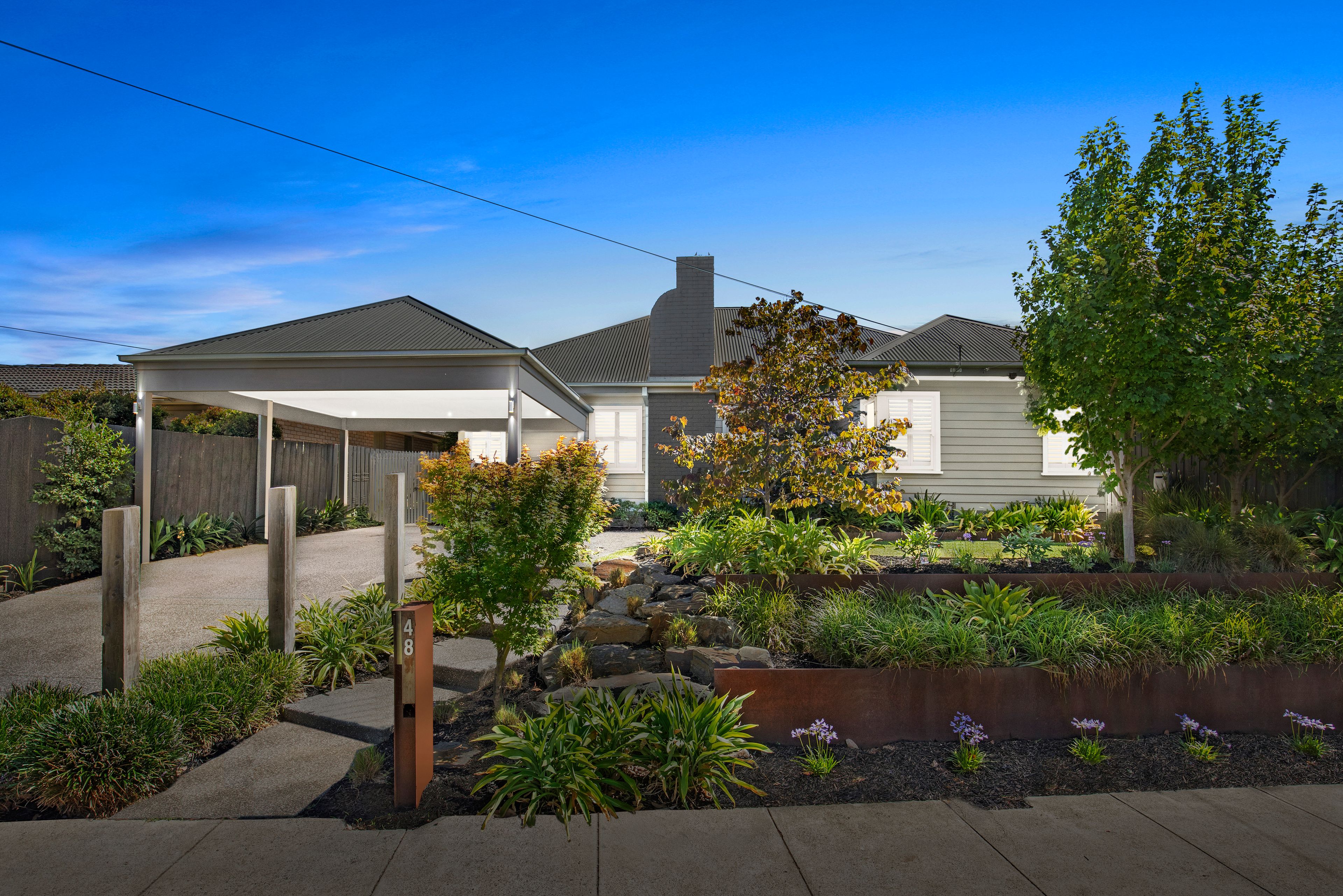 48 Olympic Avenue — photo 3 of 14