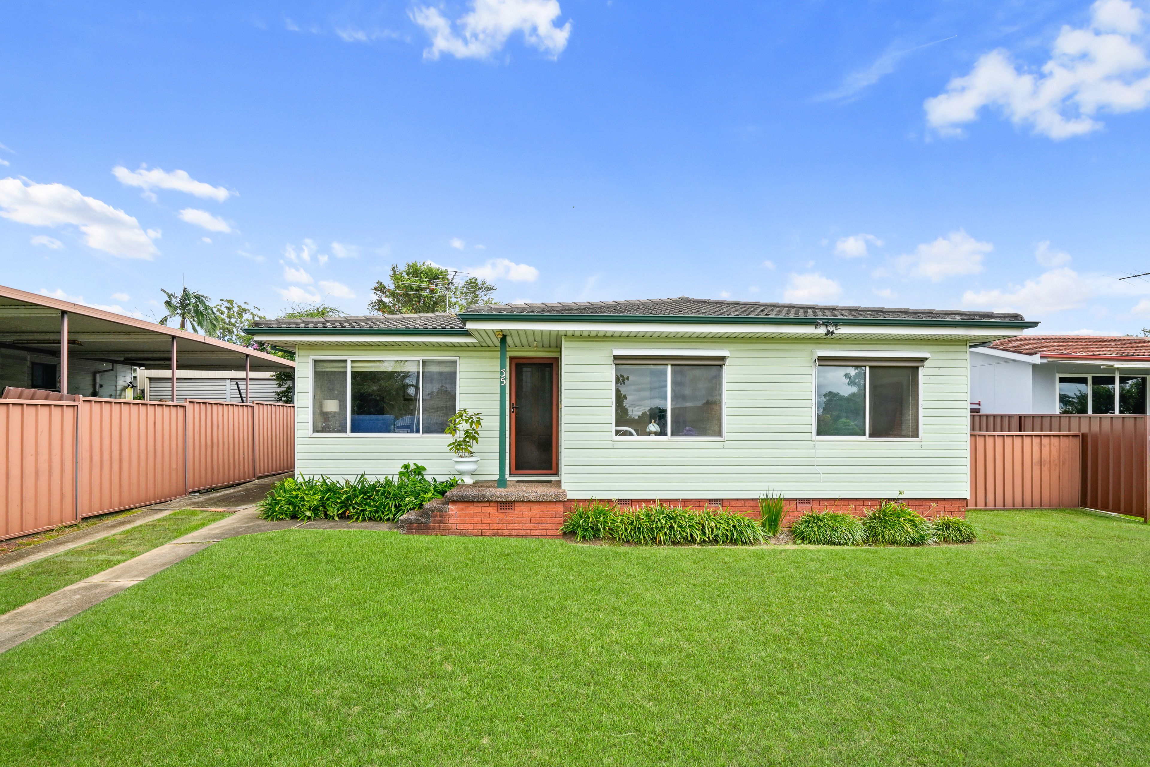 35 Kennelly Street, Colyton NSW 2760