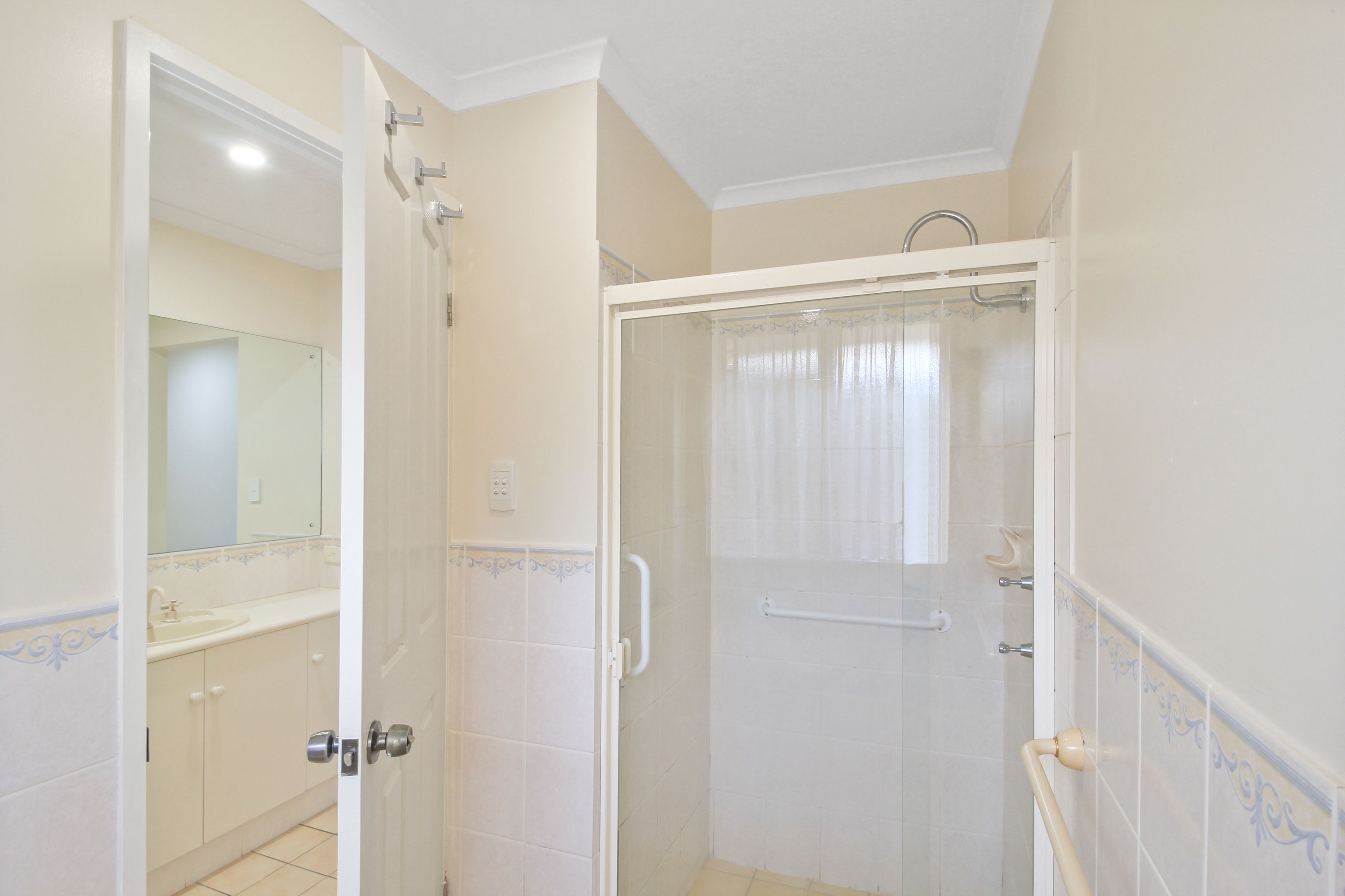 5 Eckermann Close — photo 18 of 25
