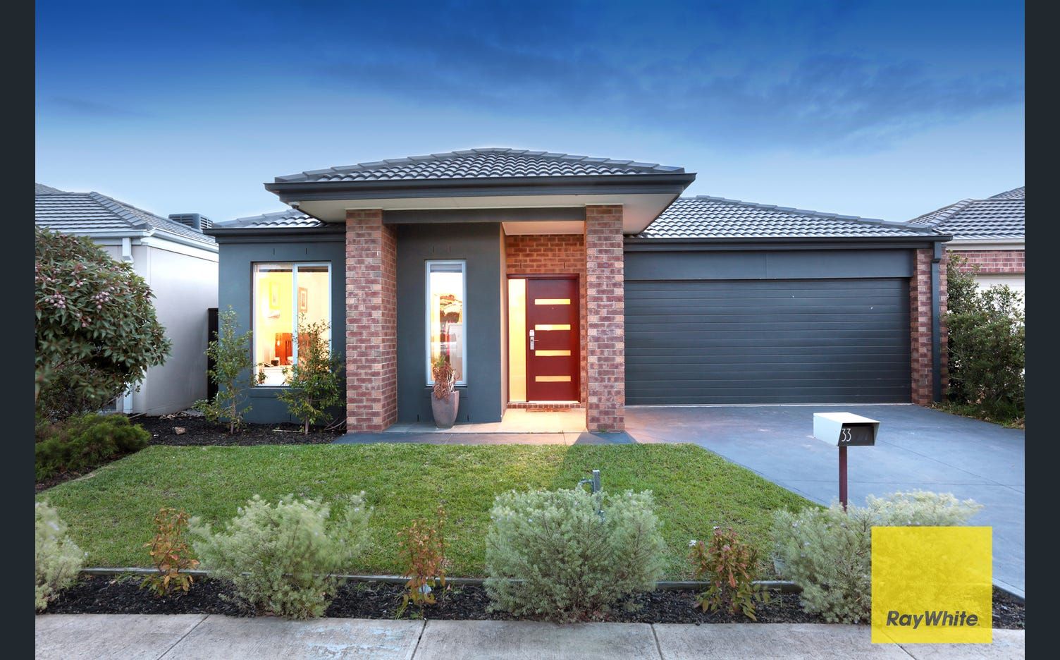 33 Mystic Grove, Point Cook VIC 3030