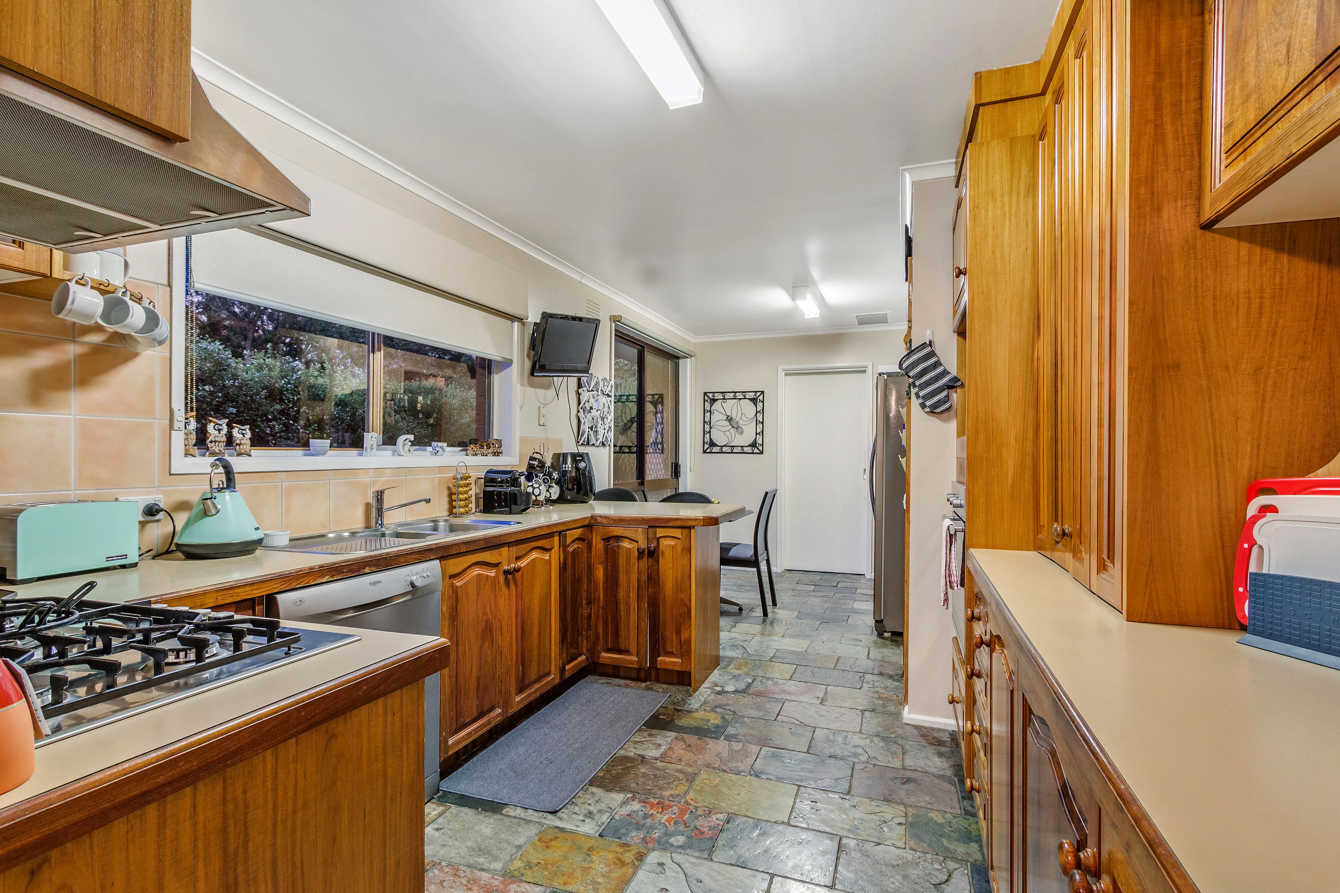 3 Giselle Court, Frankston, VIC 3199