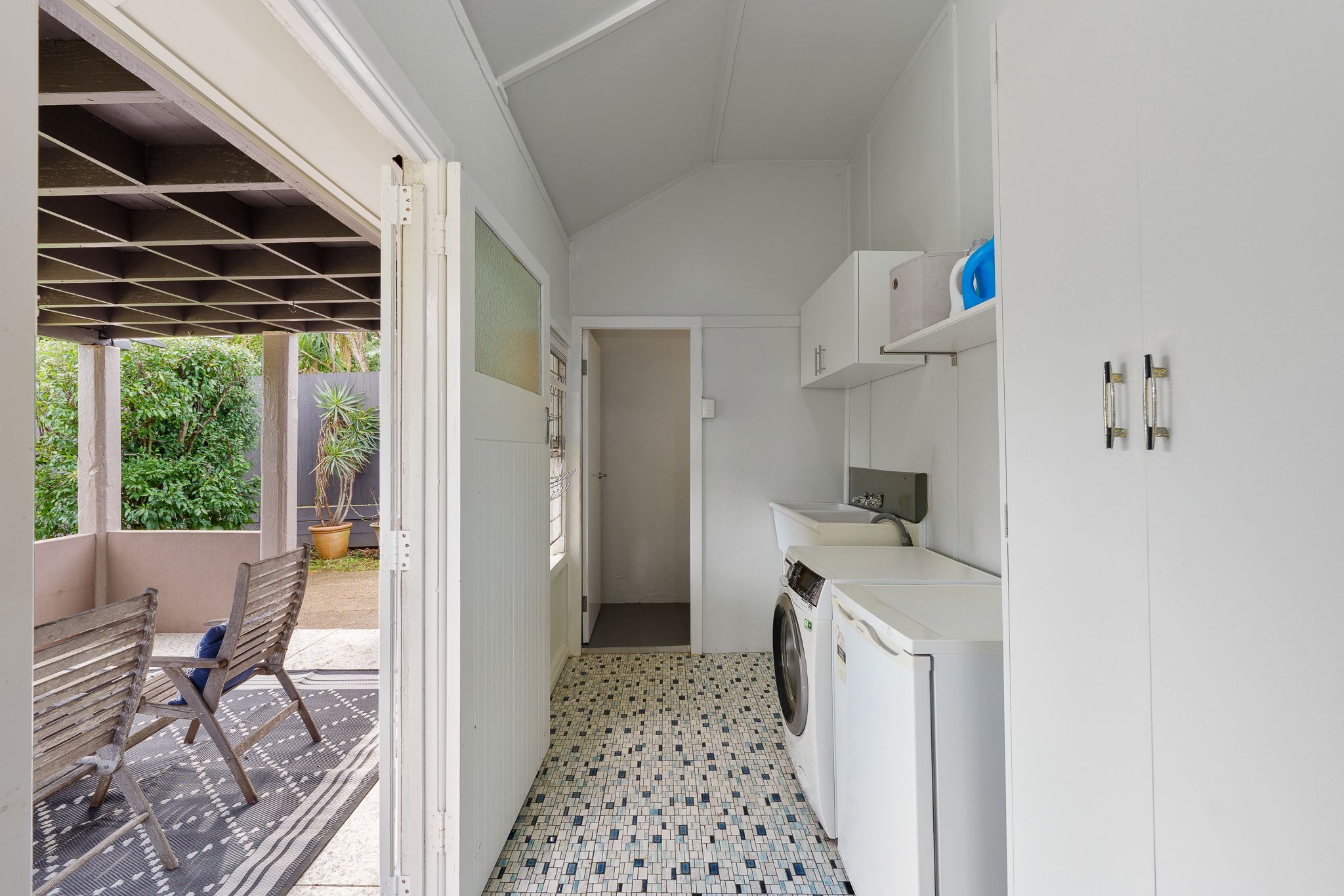 7 Yates Avenue — photo 14 of 21