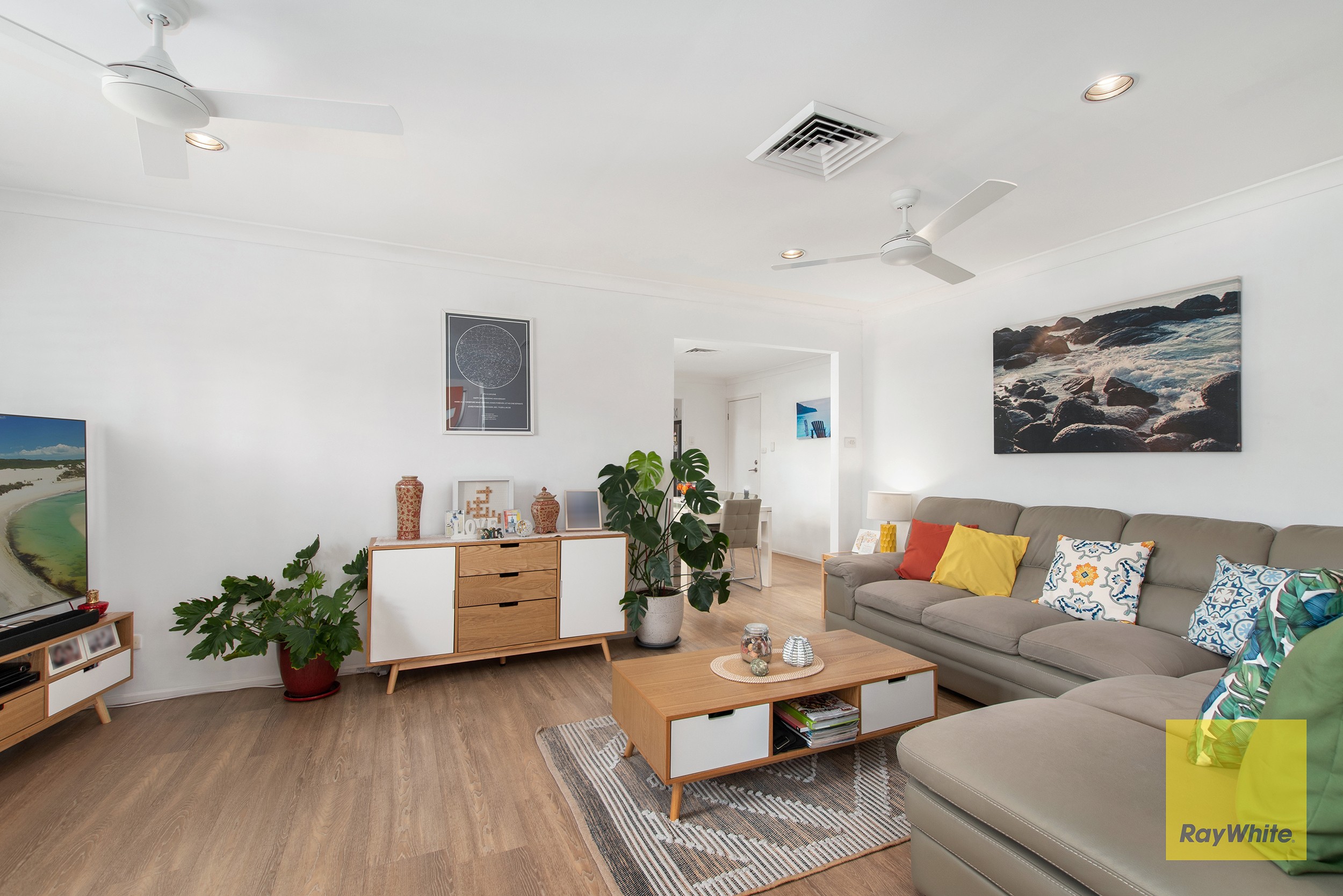 18 Bathurst Street, Umina Beach, NSW 2257