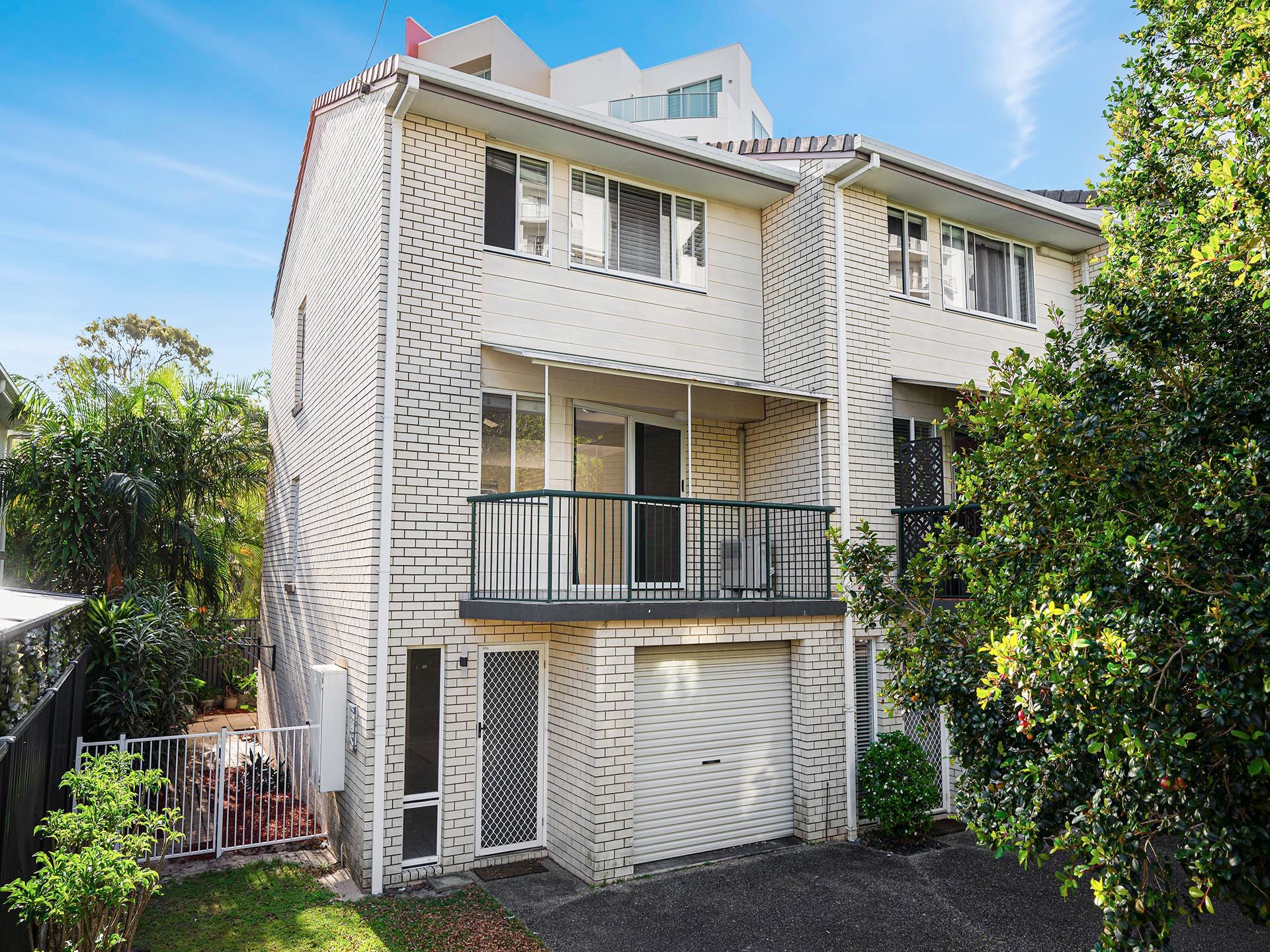 1/4 Kitchener Street, Golden Beach, QLD 4551
