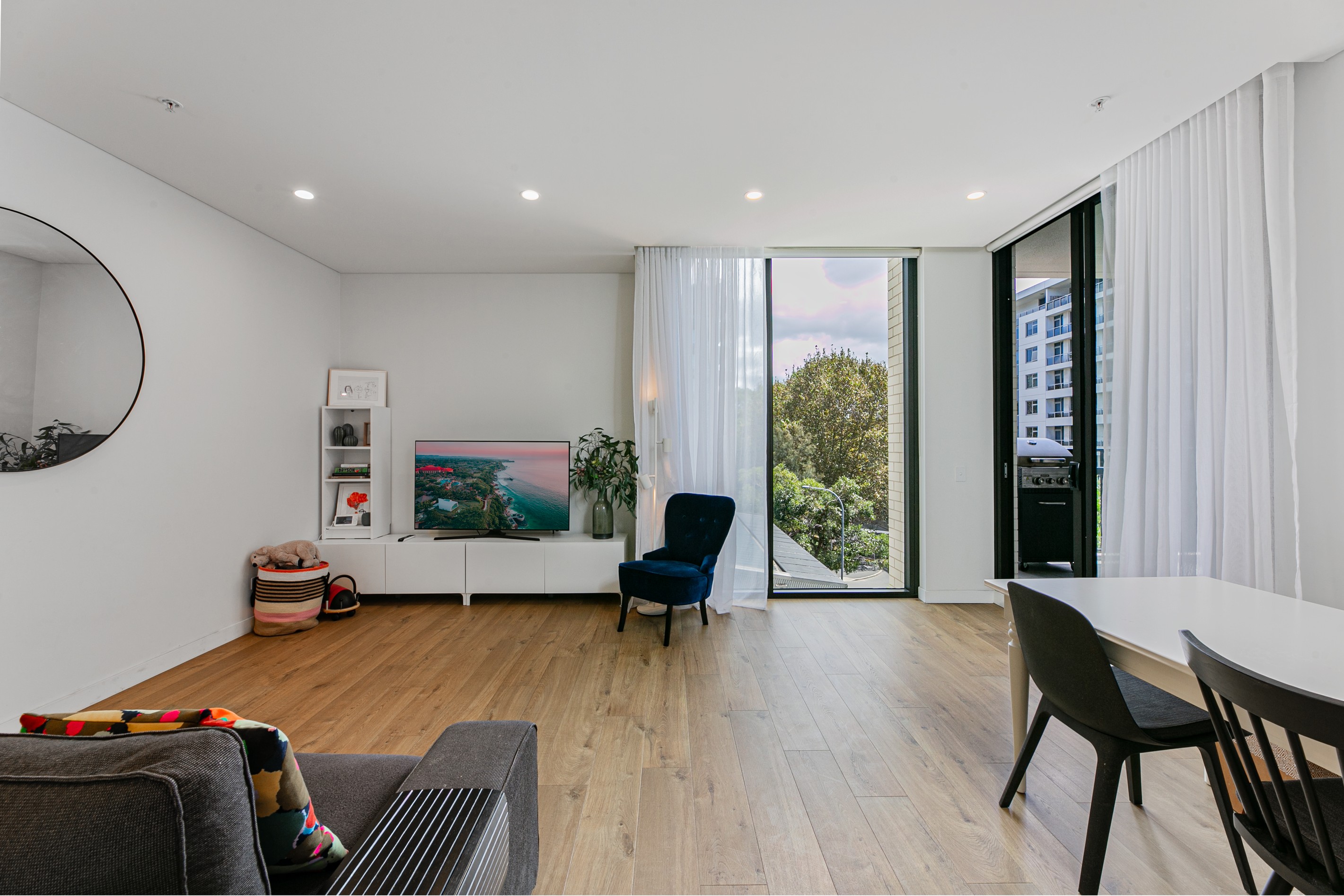 1407/15 Lachlan Street, Waterloo, NSW 2017