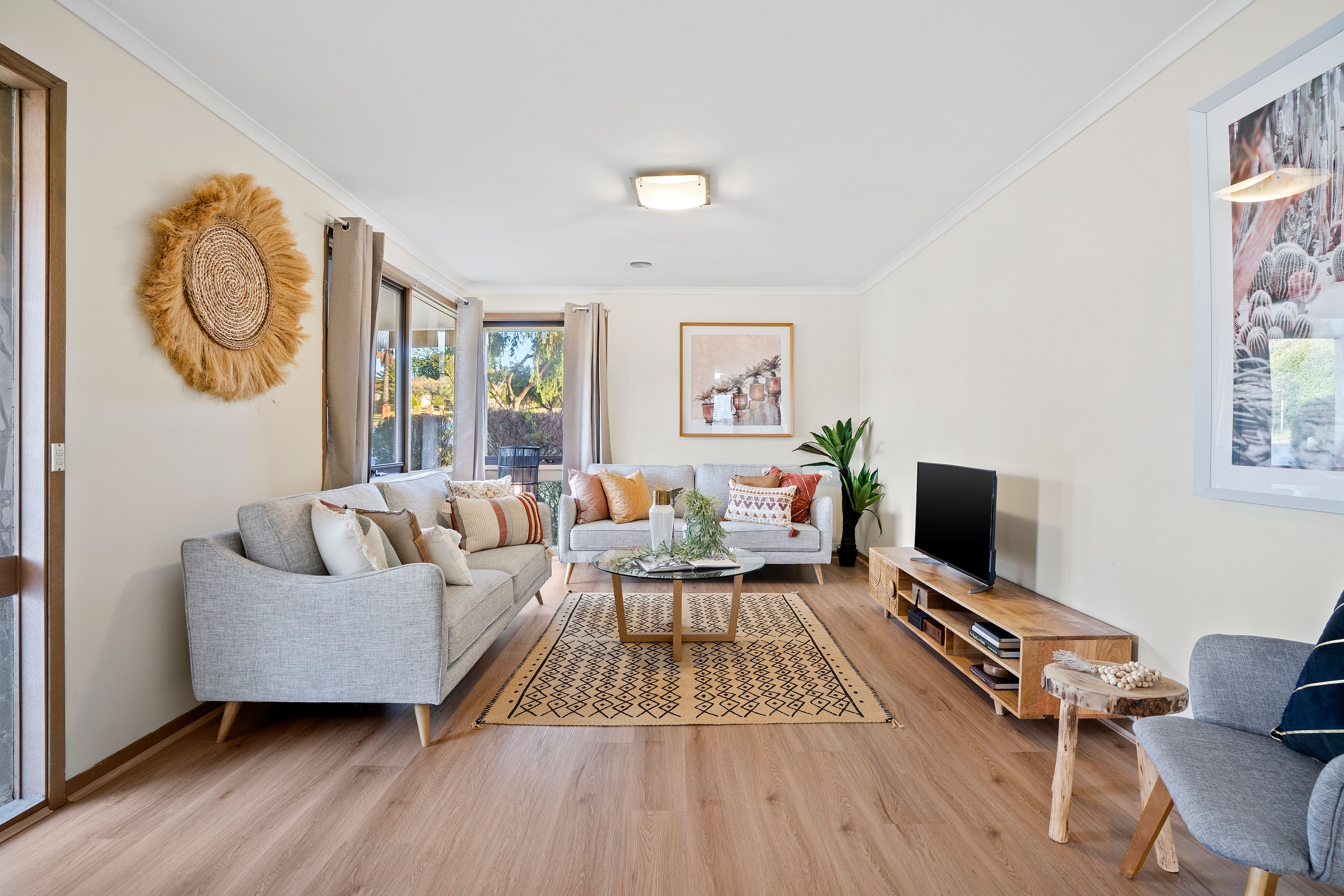 1 Axedale Crescent, Endeavour Hills, VIC 3802