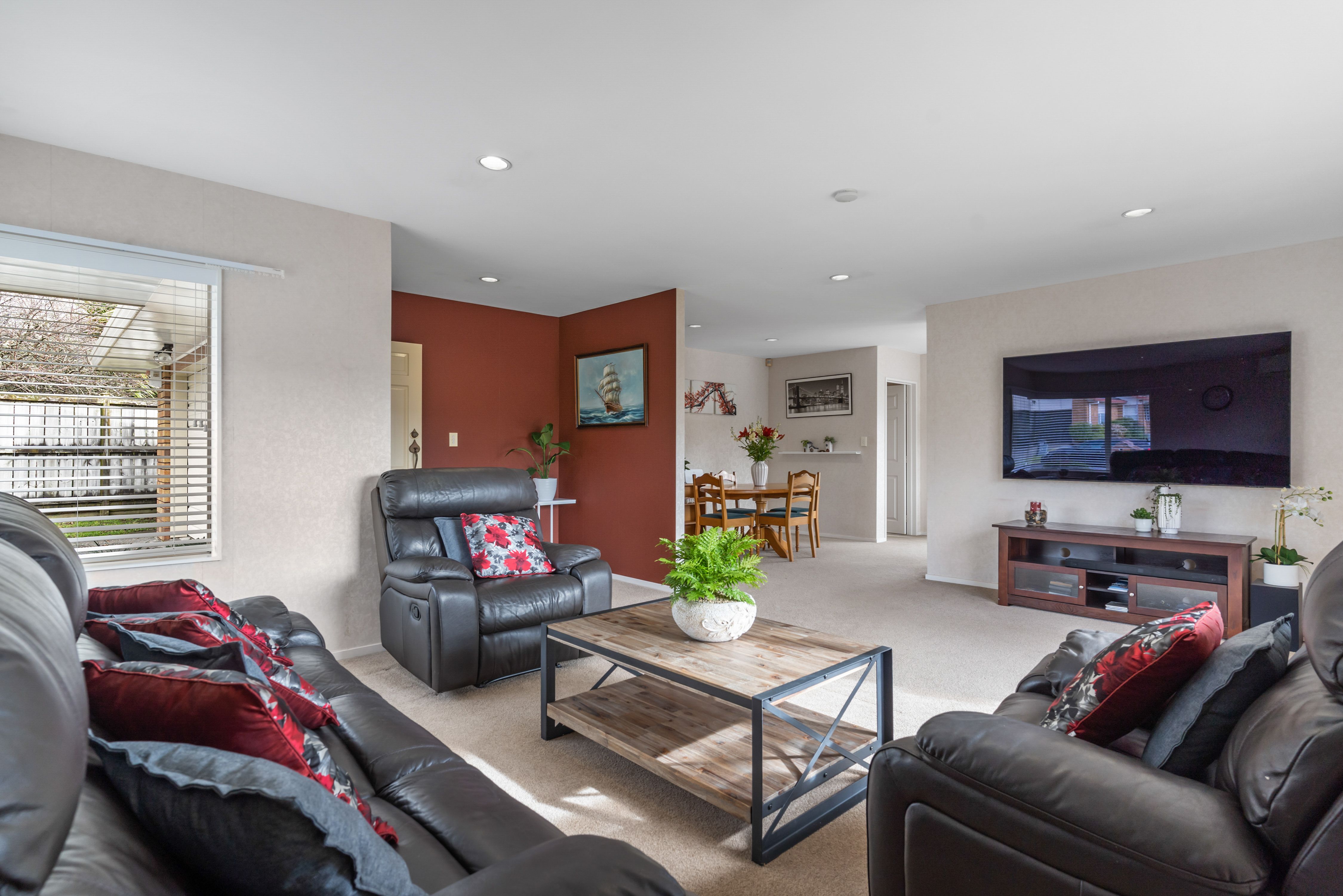 6 Lochend Place, Highland Park, Manukau City
