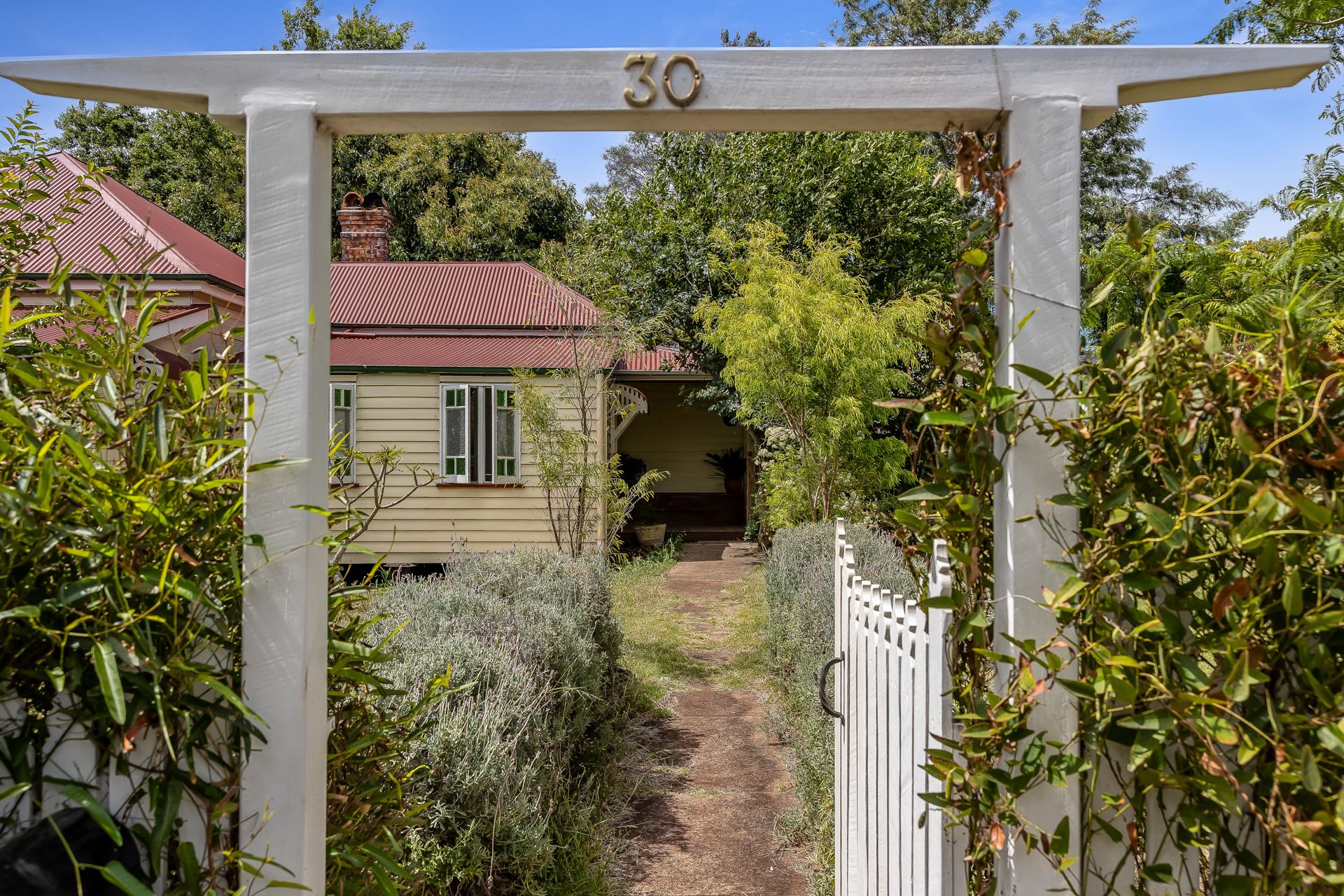 30 Hume Street, North Toowoomba, QLD 4350