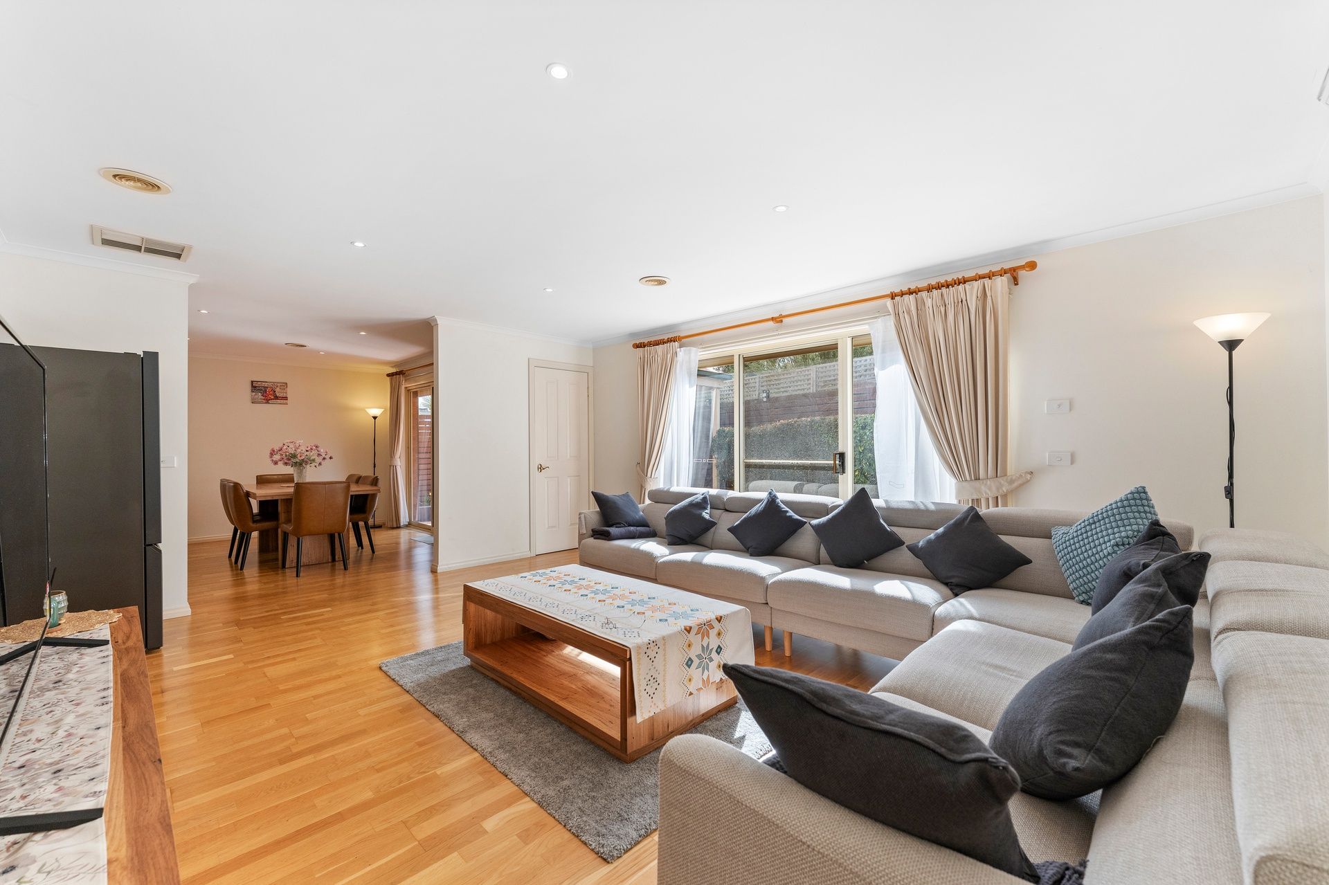 9/4 Leo Close, Wantirna South, VIC 3152