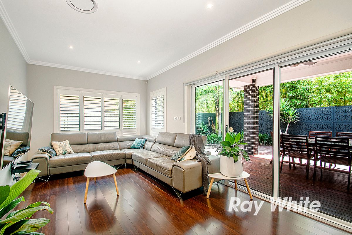 14 Woodstream Crescent, Kellyville, NSW 2155
