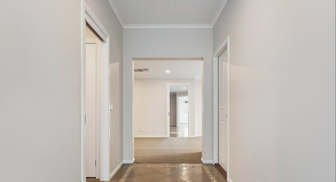 6 Adderley Drive, Greenvale, VIC 3059