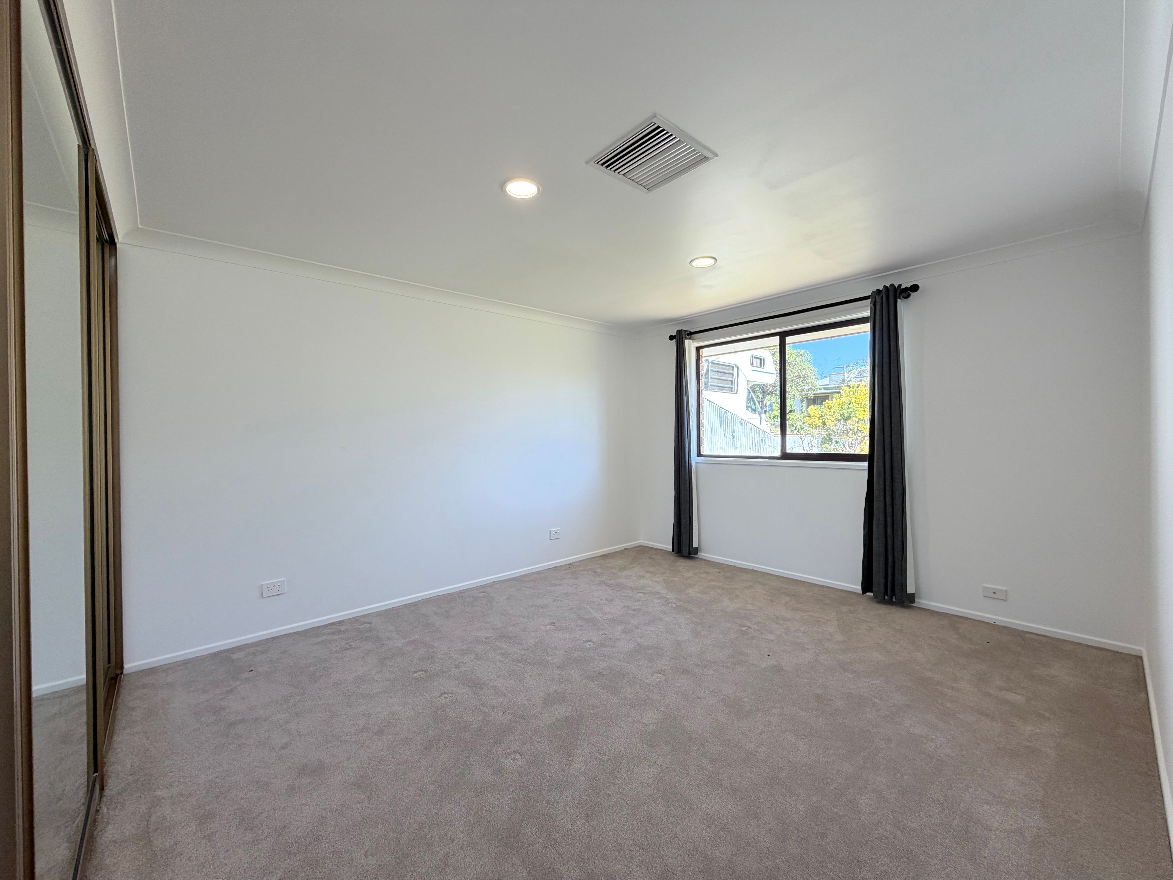 10 Medlyn Street — photo 6 of 12