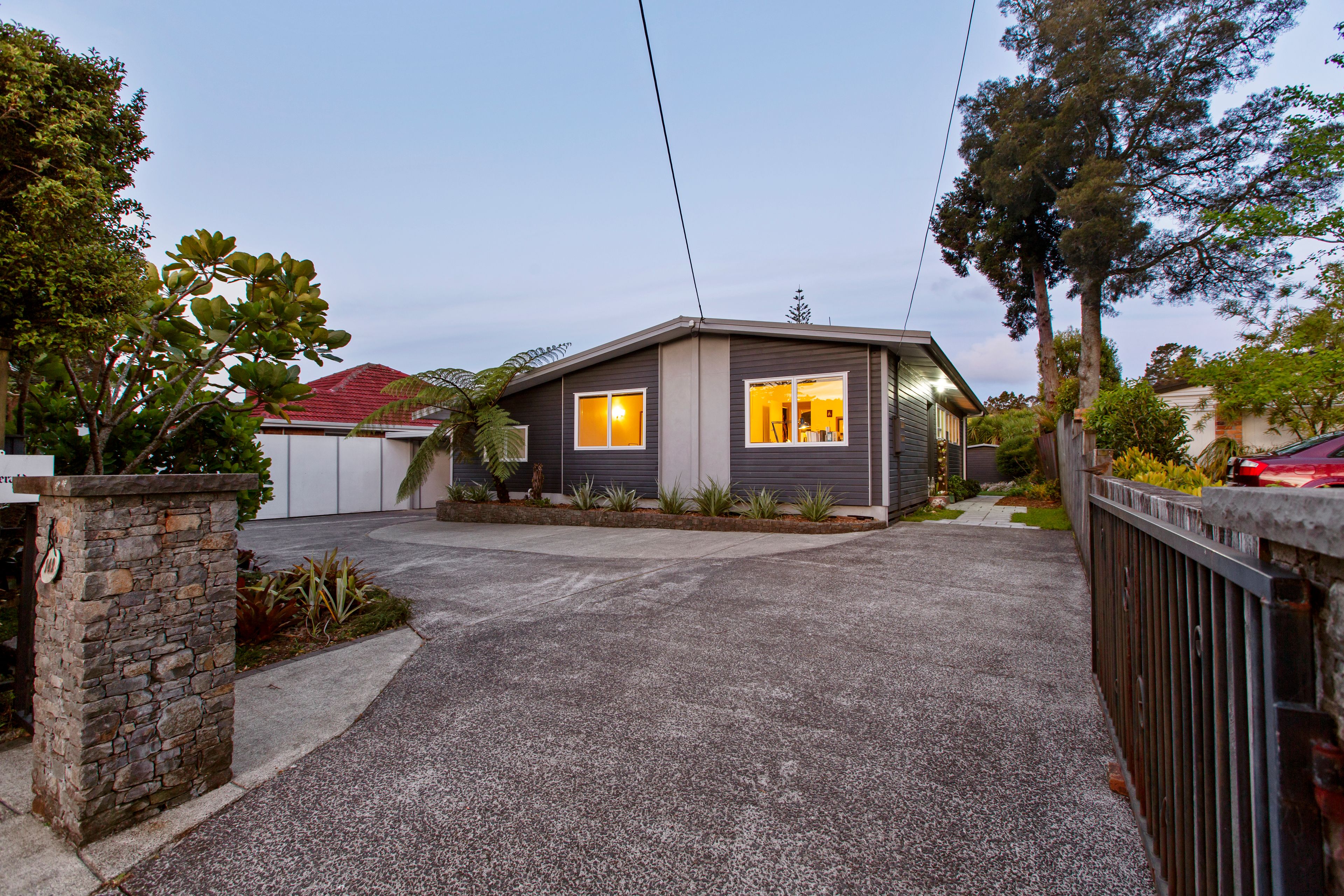 142 Atkinson Road, Titirangi, Waitakere City