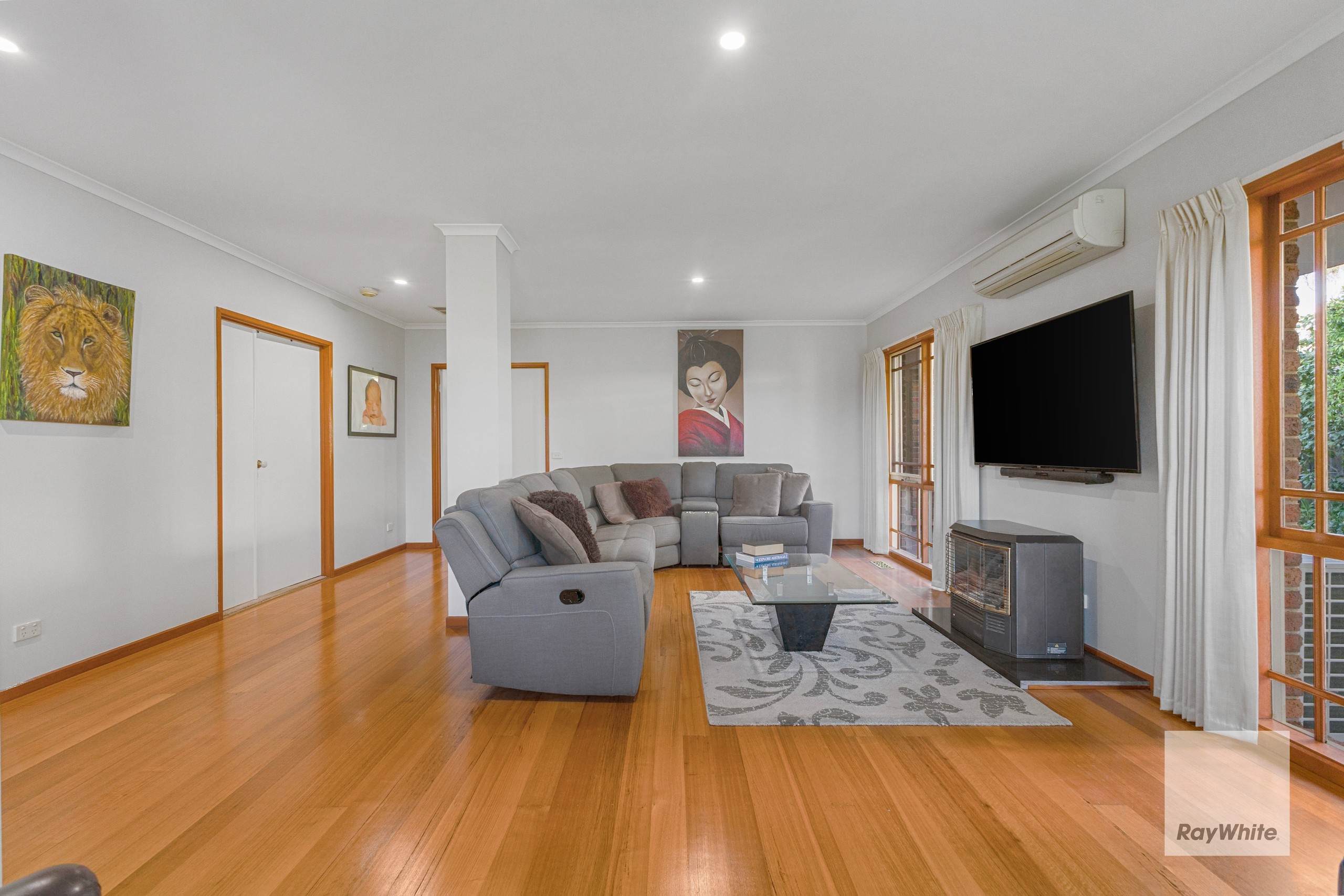 48 Edmund Rice Parade, Watsonia North, VIC 3087