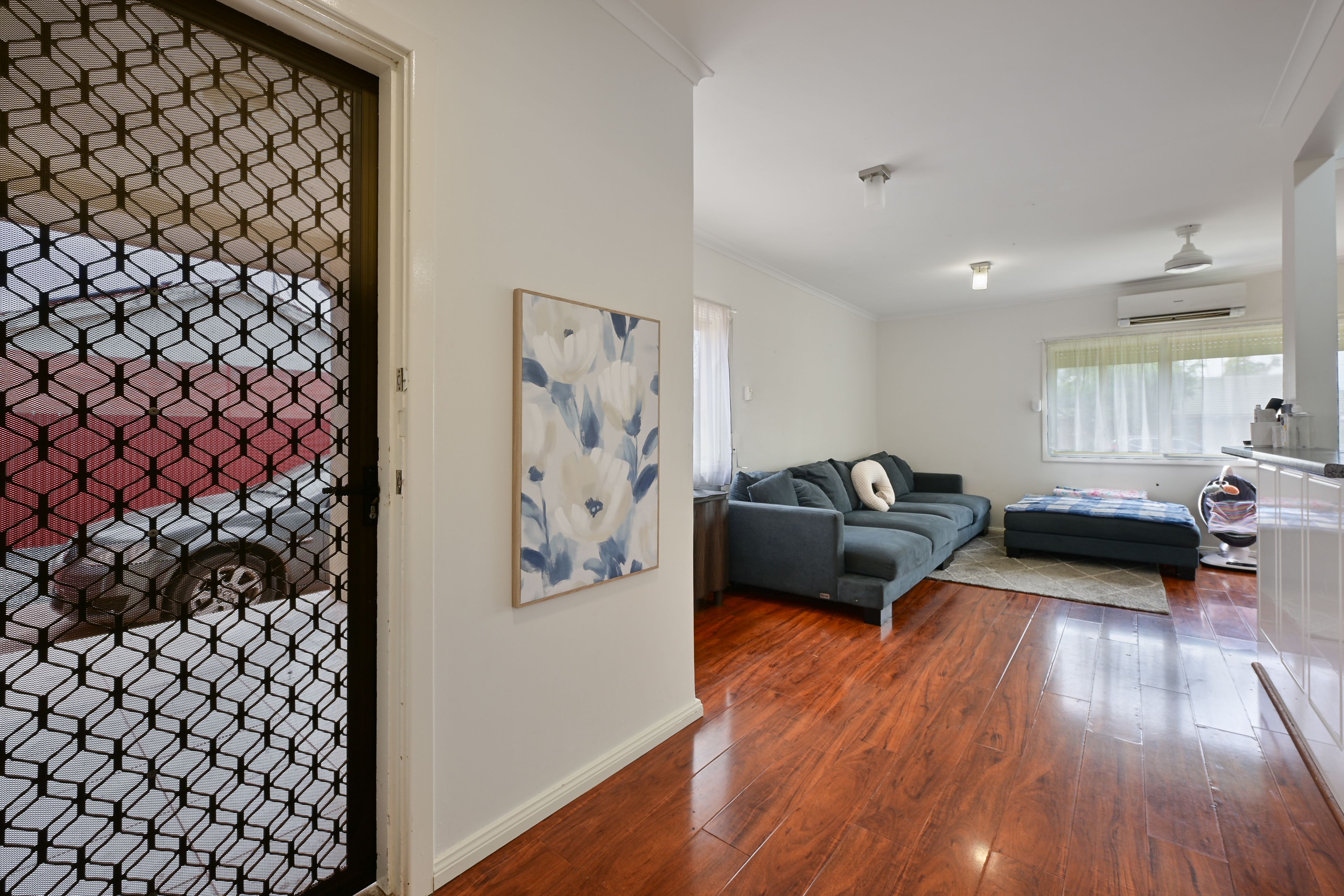 23 Noble Street — photo 2 of 14