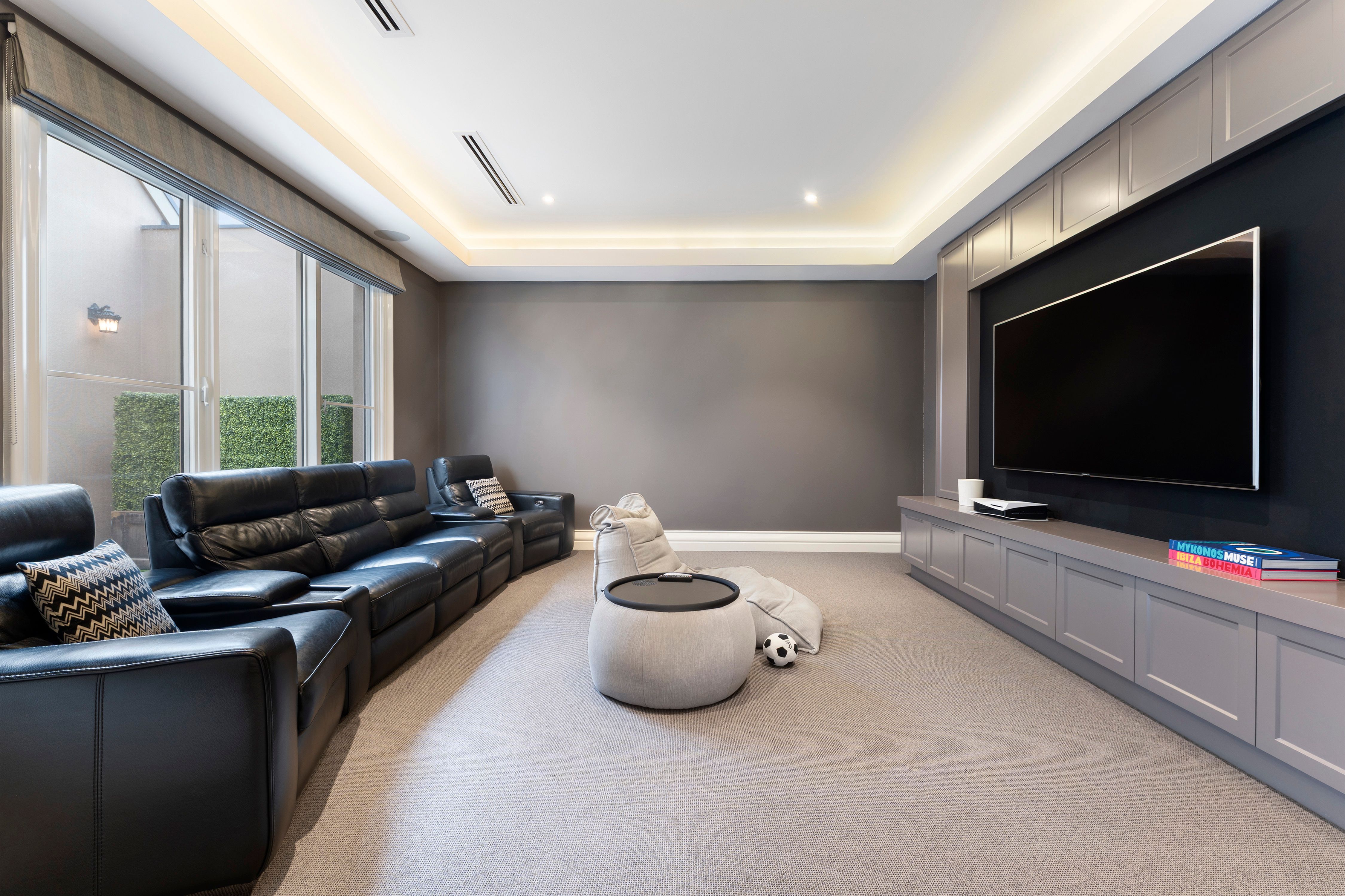 10 Gwingana Crescent — photo 4 of 22
