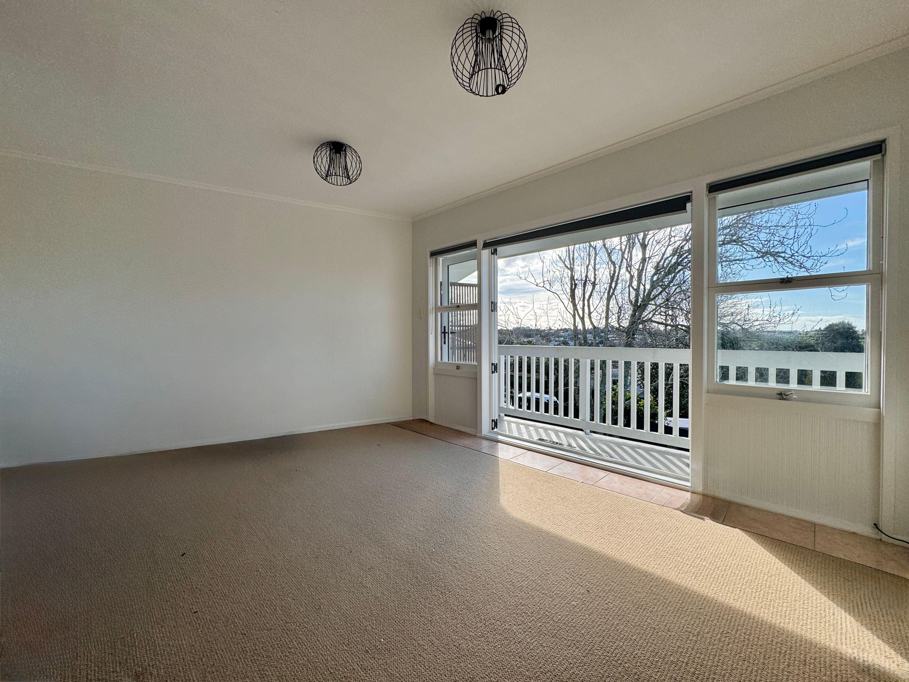 2/6 Hobday Place, Meadowbank, Auckland City
