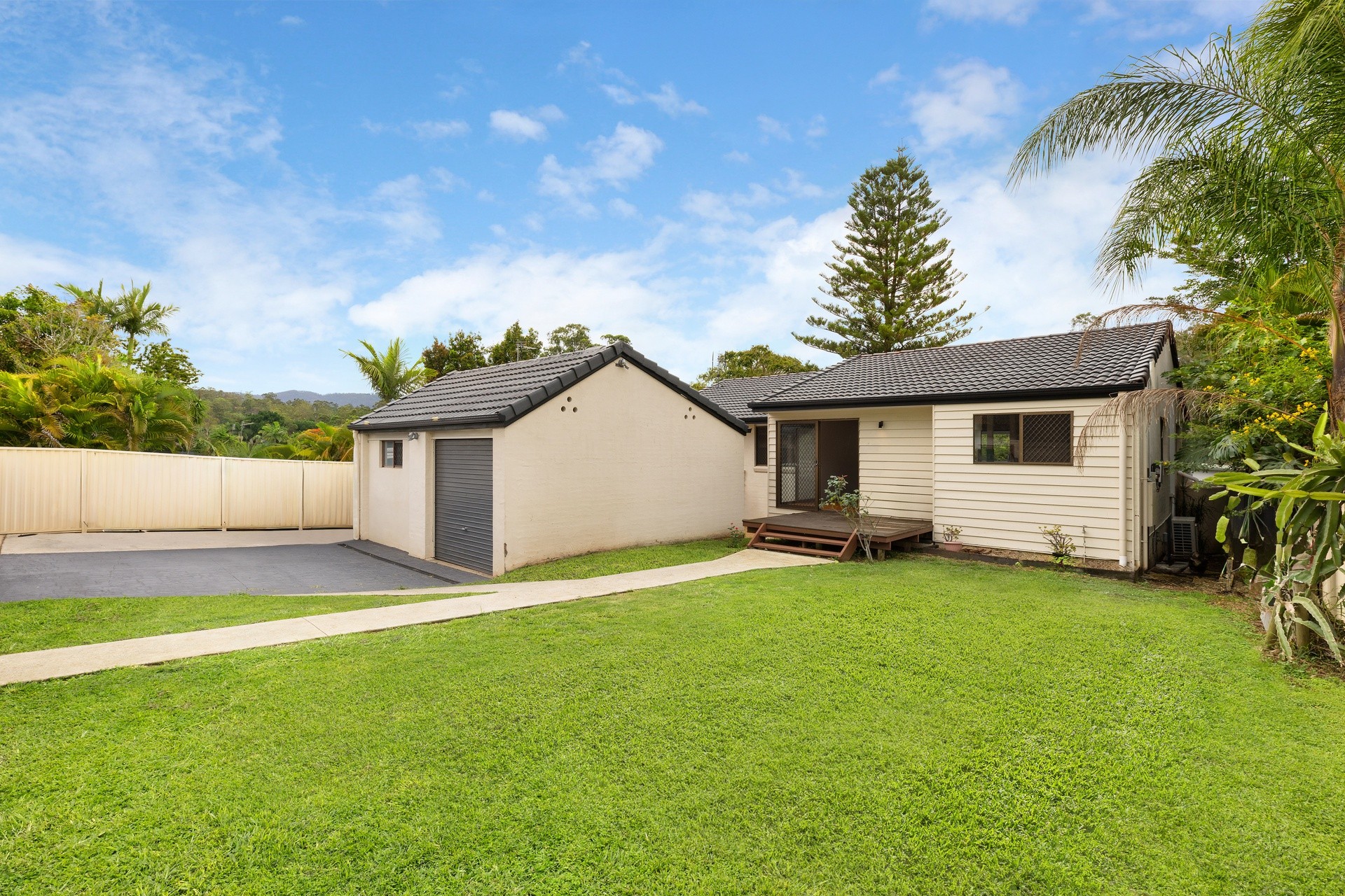 28 Dugandan Street, Nerang, QLD 4211