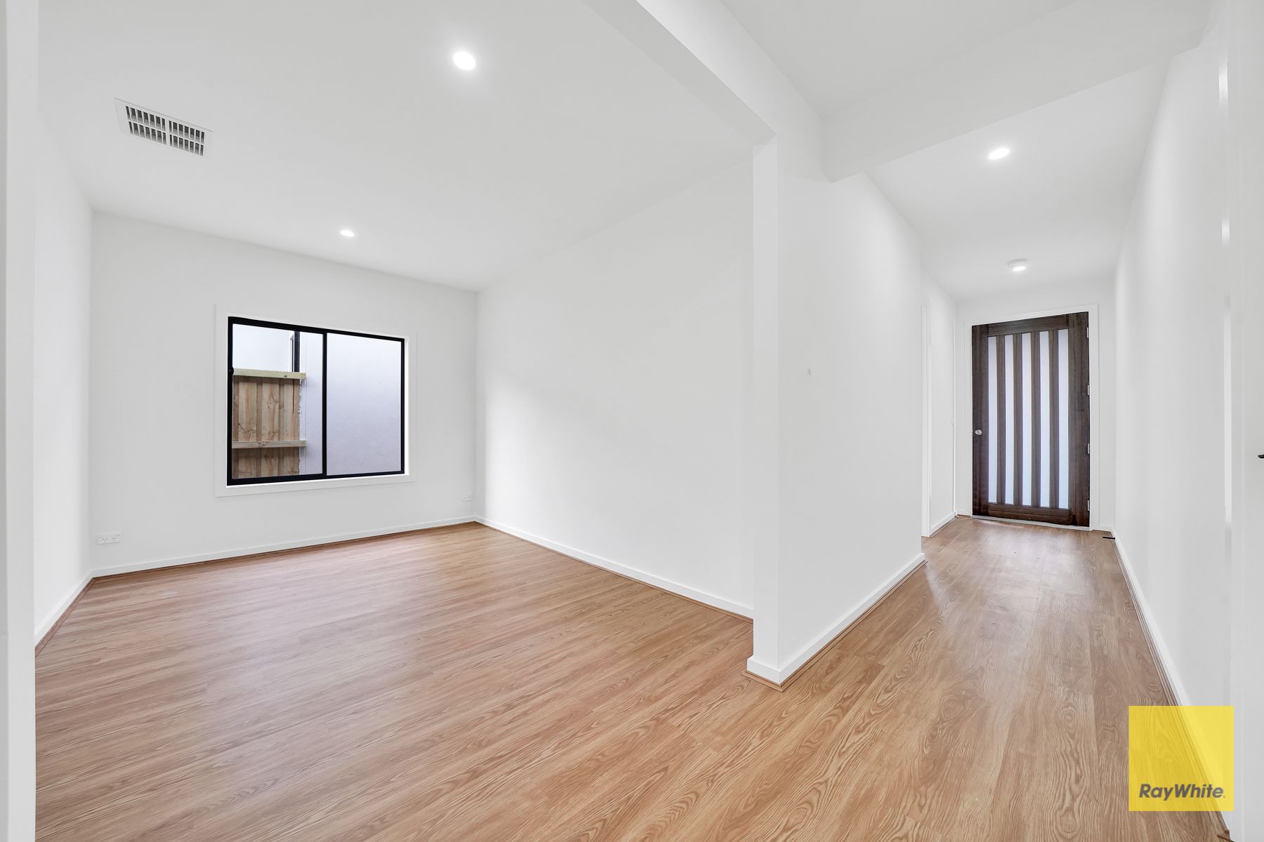 5 Dunphy Street — photo 7 of 22
