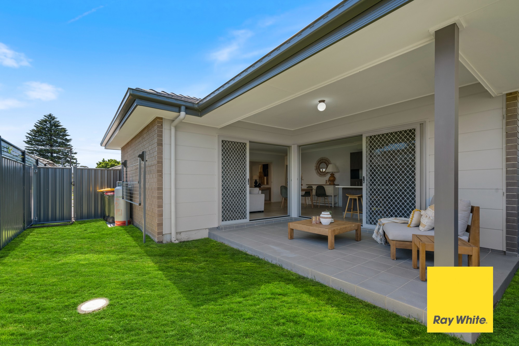 2/76 Cambridge Street, Umina Beach, NSW 2257