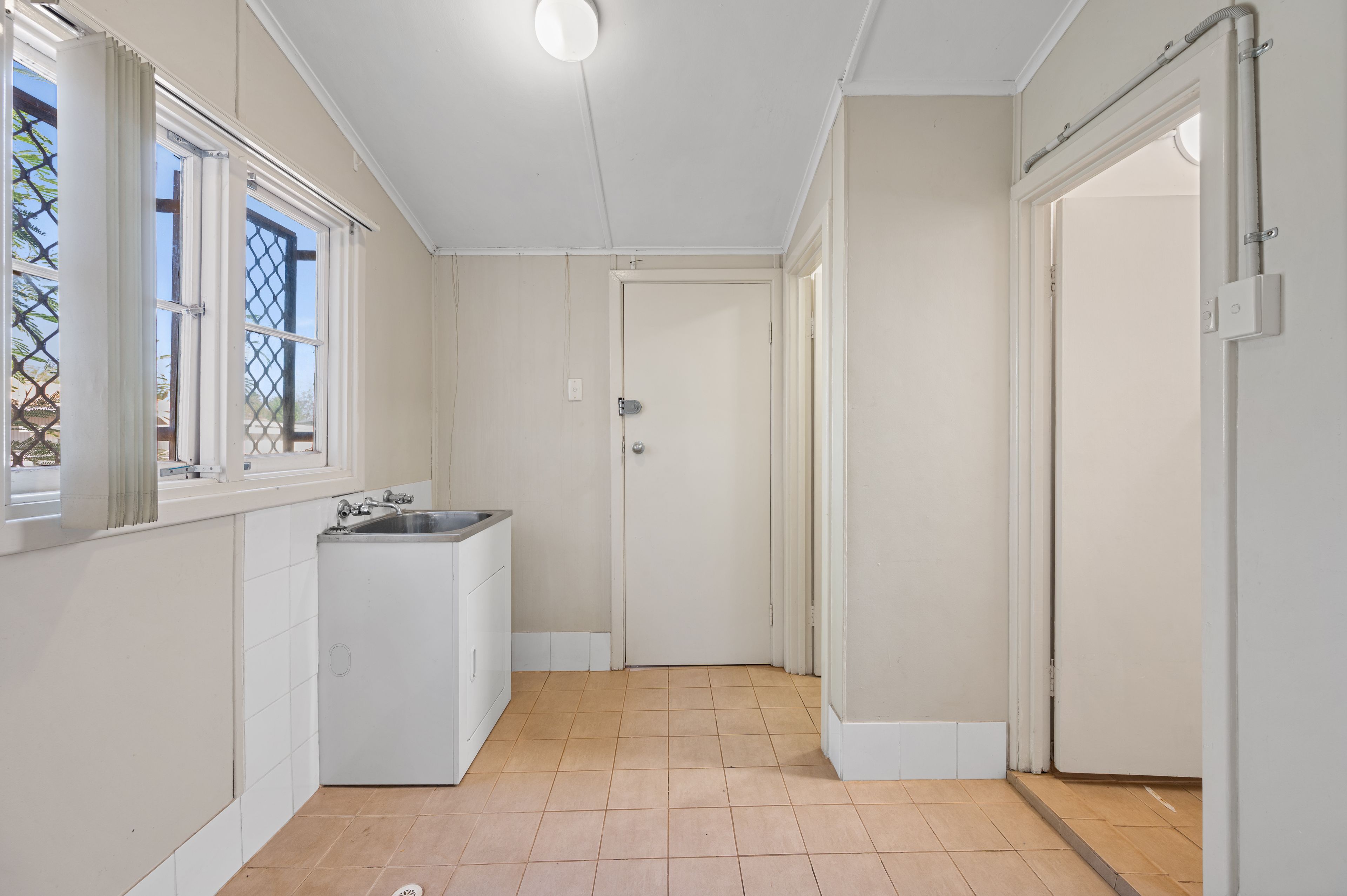 38 Pedlar Street — photo 16 of 29