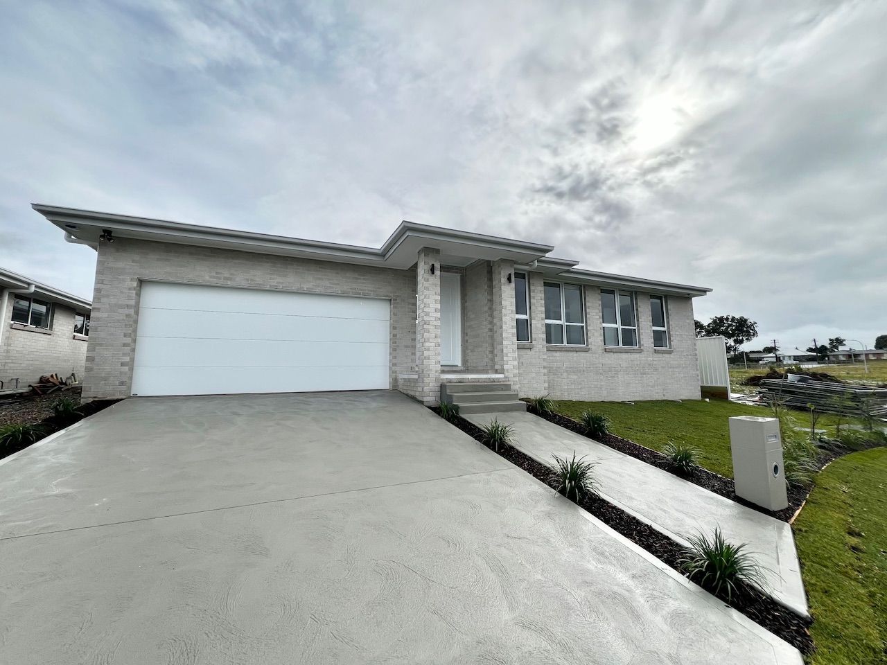 32 Dulcimere Street, Tahmoor, NSW 2573