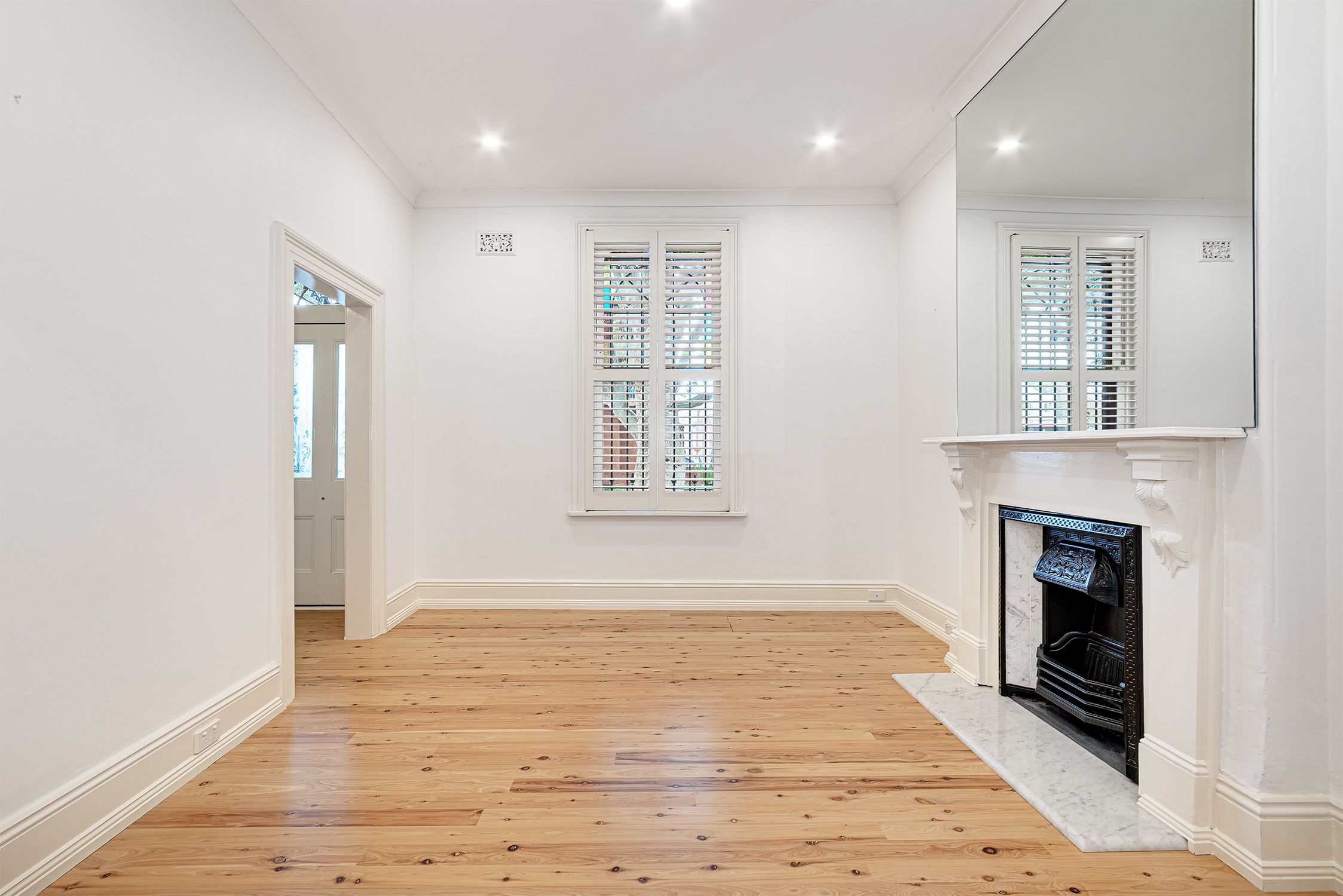 708 Bourke Street — photo 3 of 15