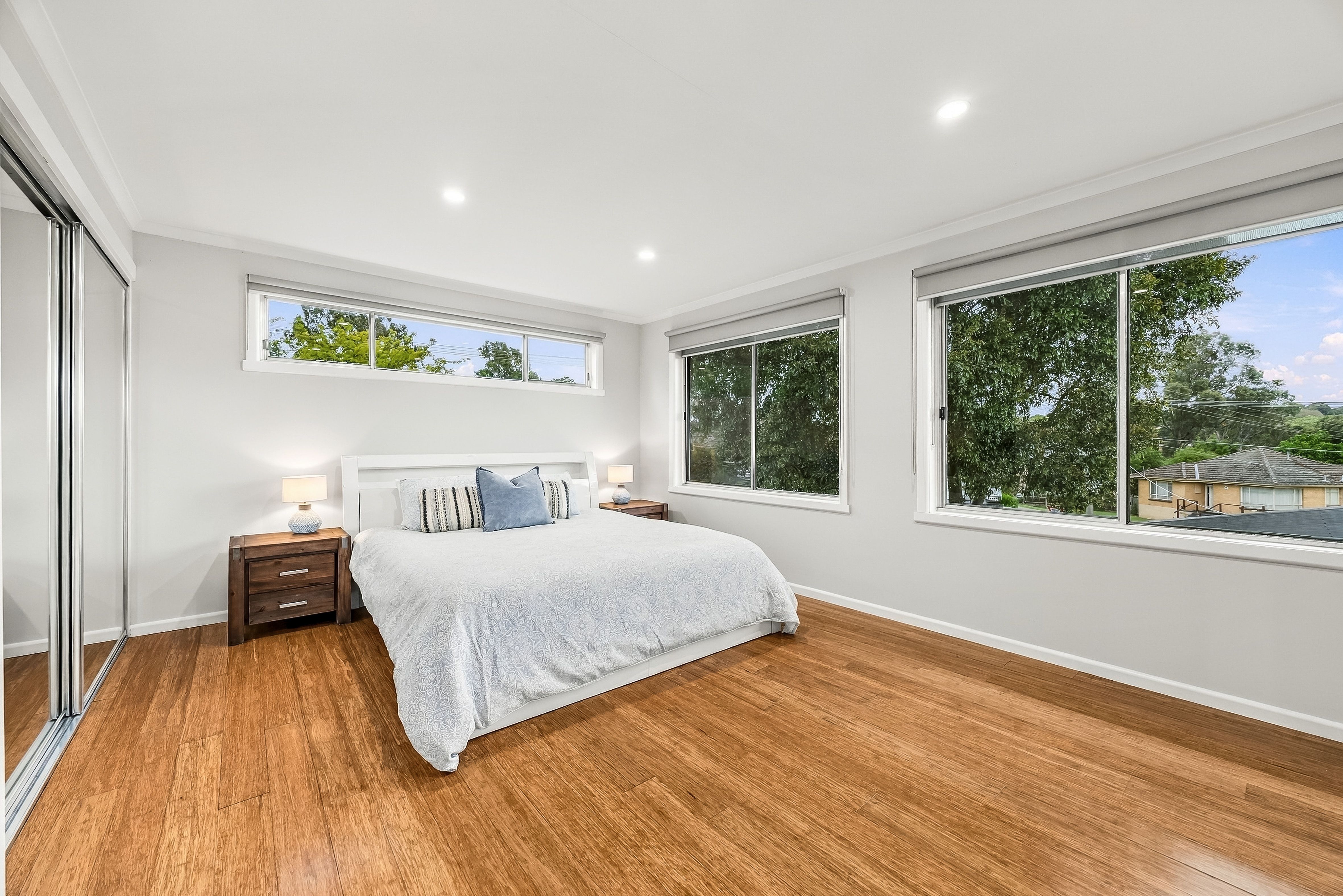 17 Duncan Avenue — photo 12 of 20
