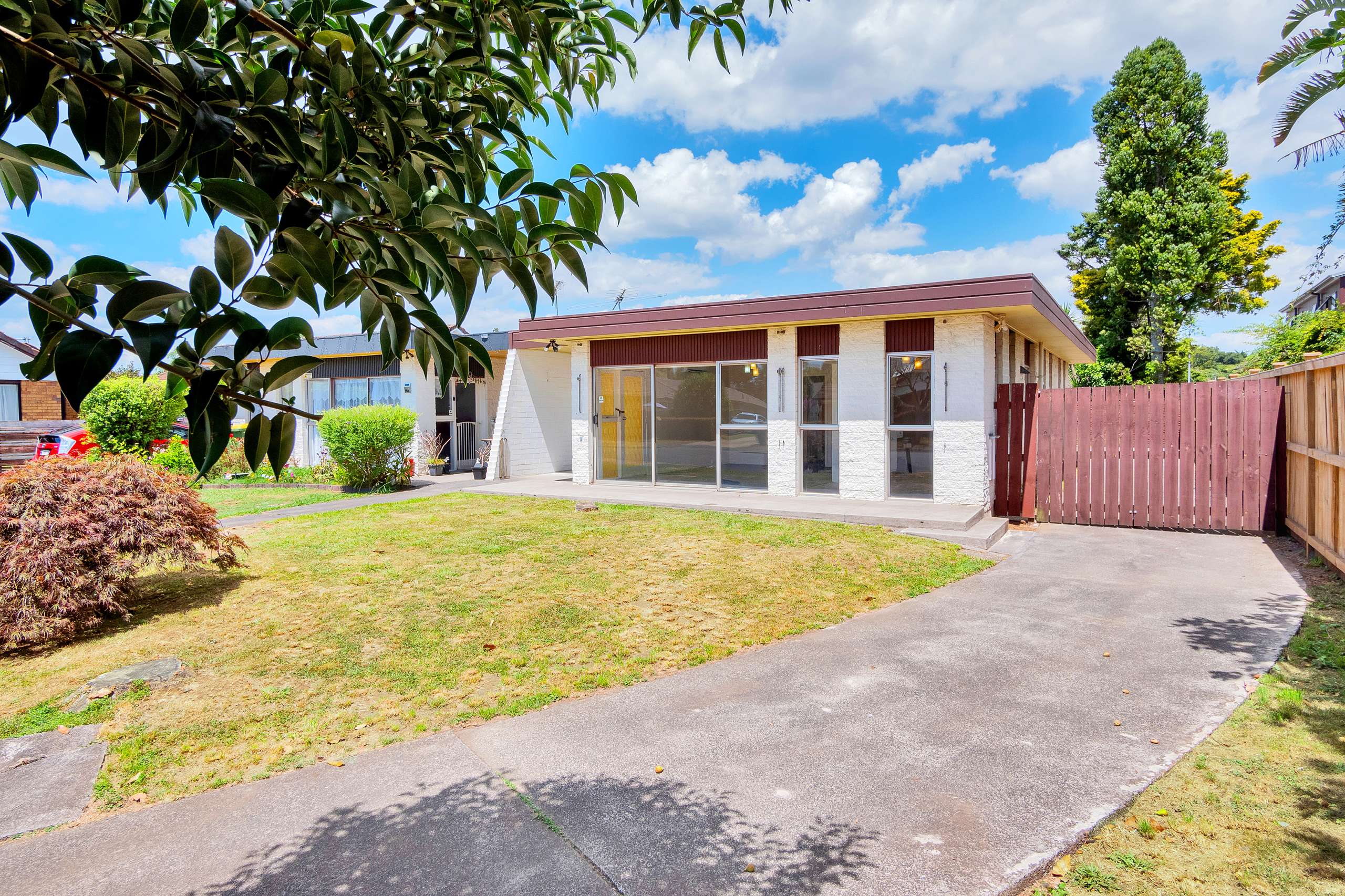 2 46 Manse Road Pahurehure Papakura 2113 Sold House Ray White Papakura
