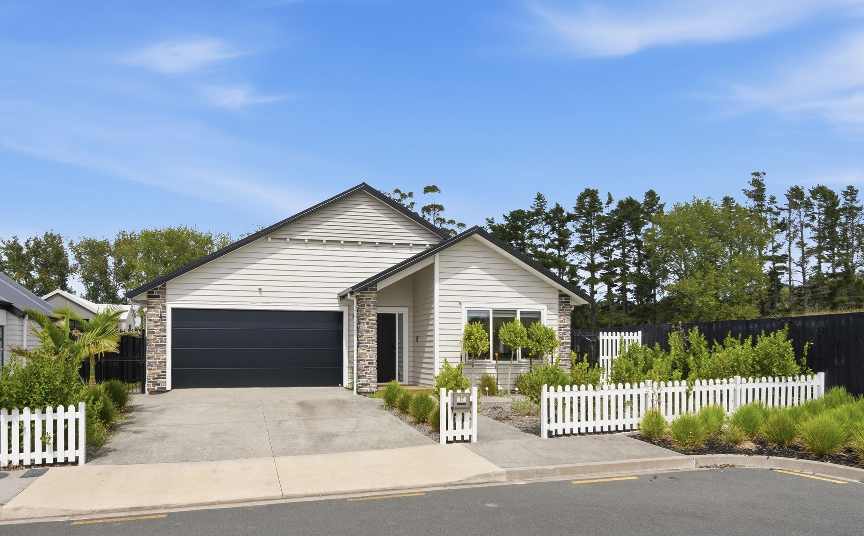 17 Smithson Street, Milldale, Rodney