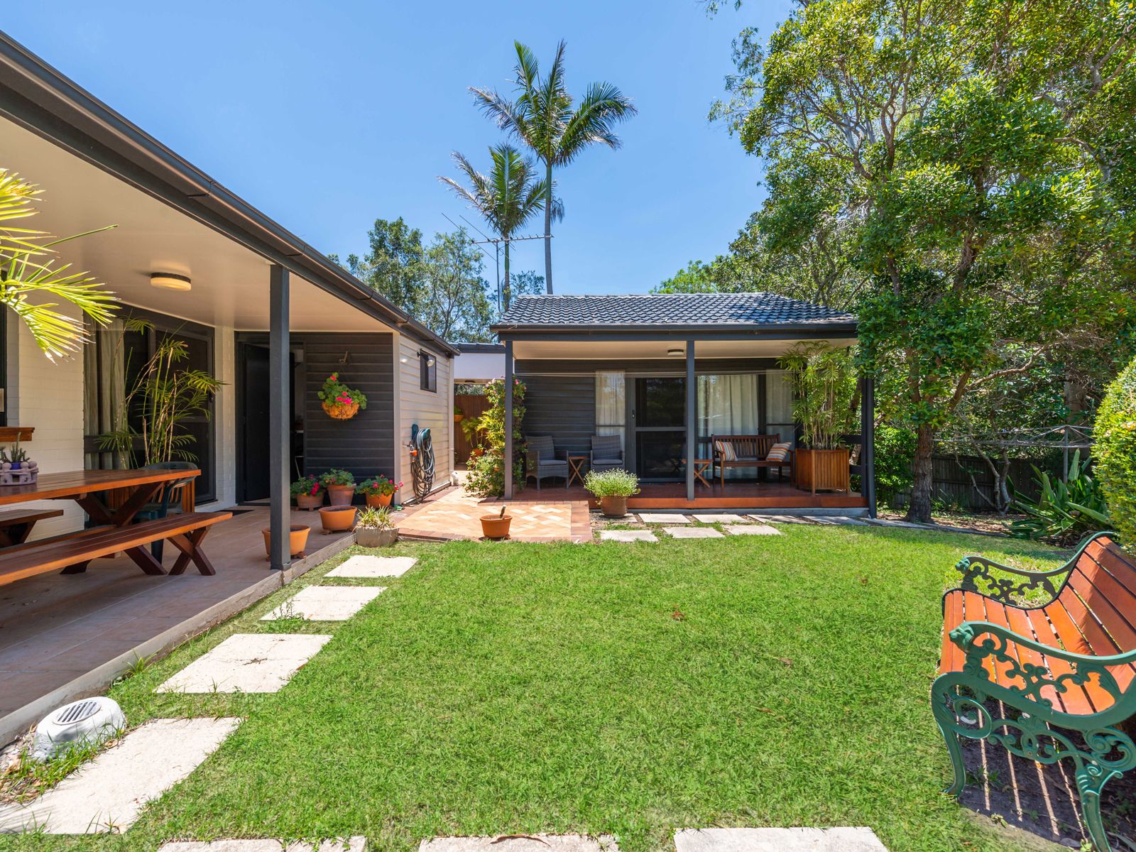 28 Glen Frew Street, Kenmore, QLD 4069
