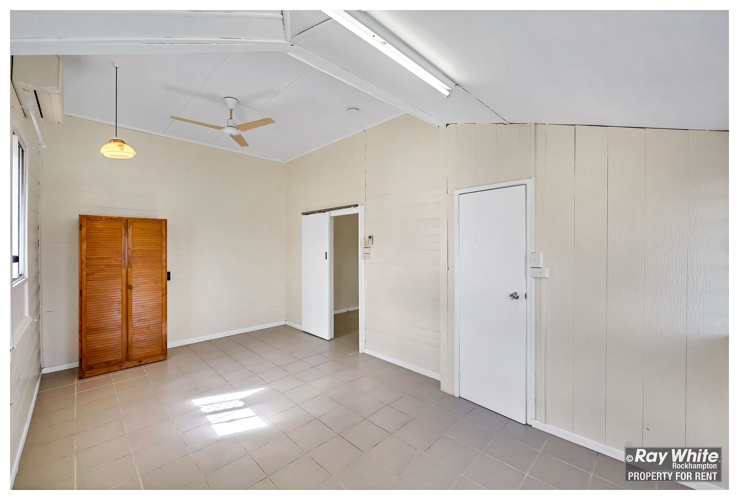 137 Kent Street — photo 17 of 27