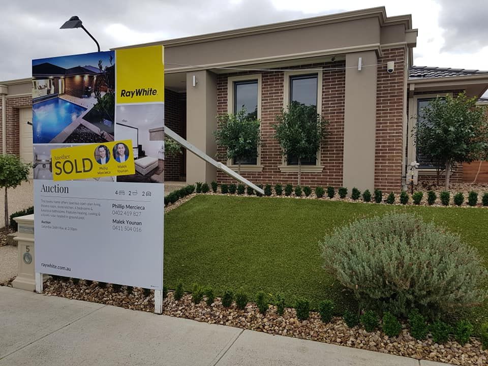 5 Mantua Drive, Greenvale, VIC 3059