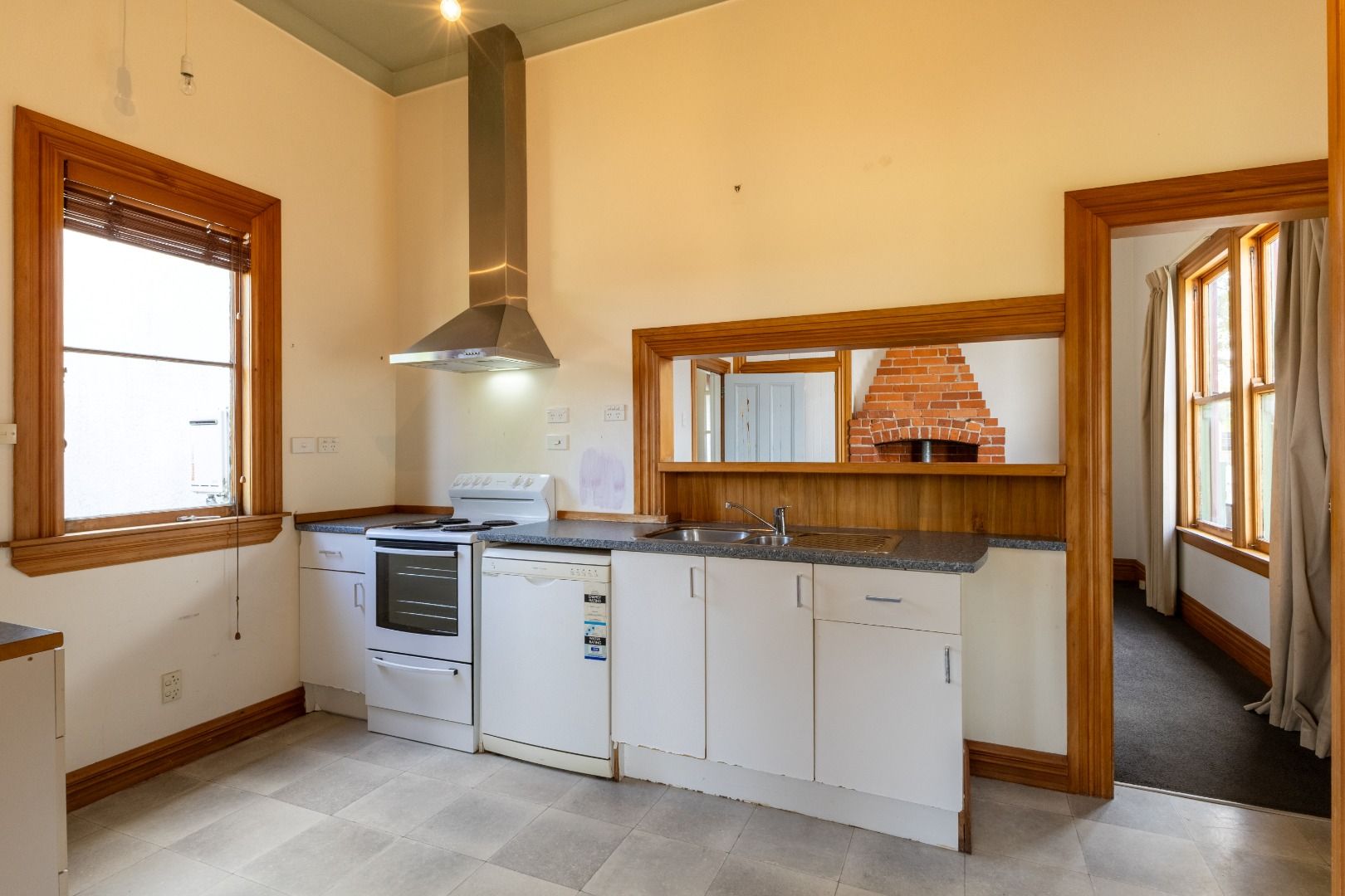 6 Worcester Street, West End, Palmerston North City