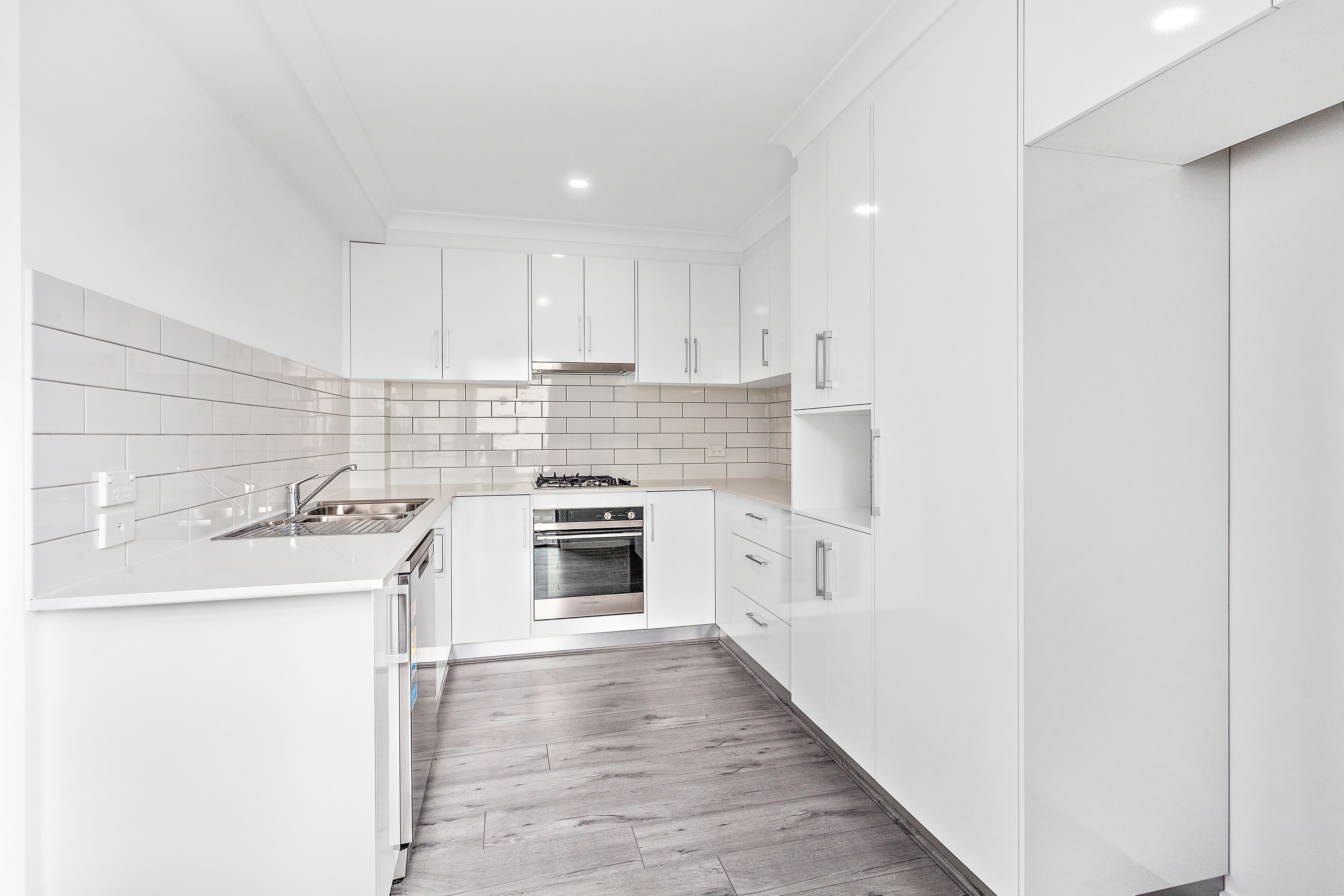 7 Paul Circuit, Tullimbar, NSW 2527