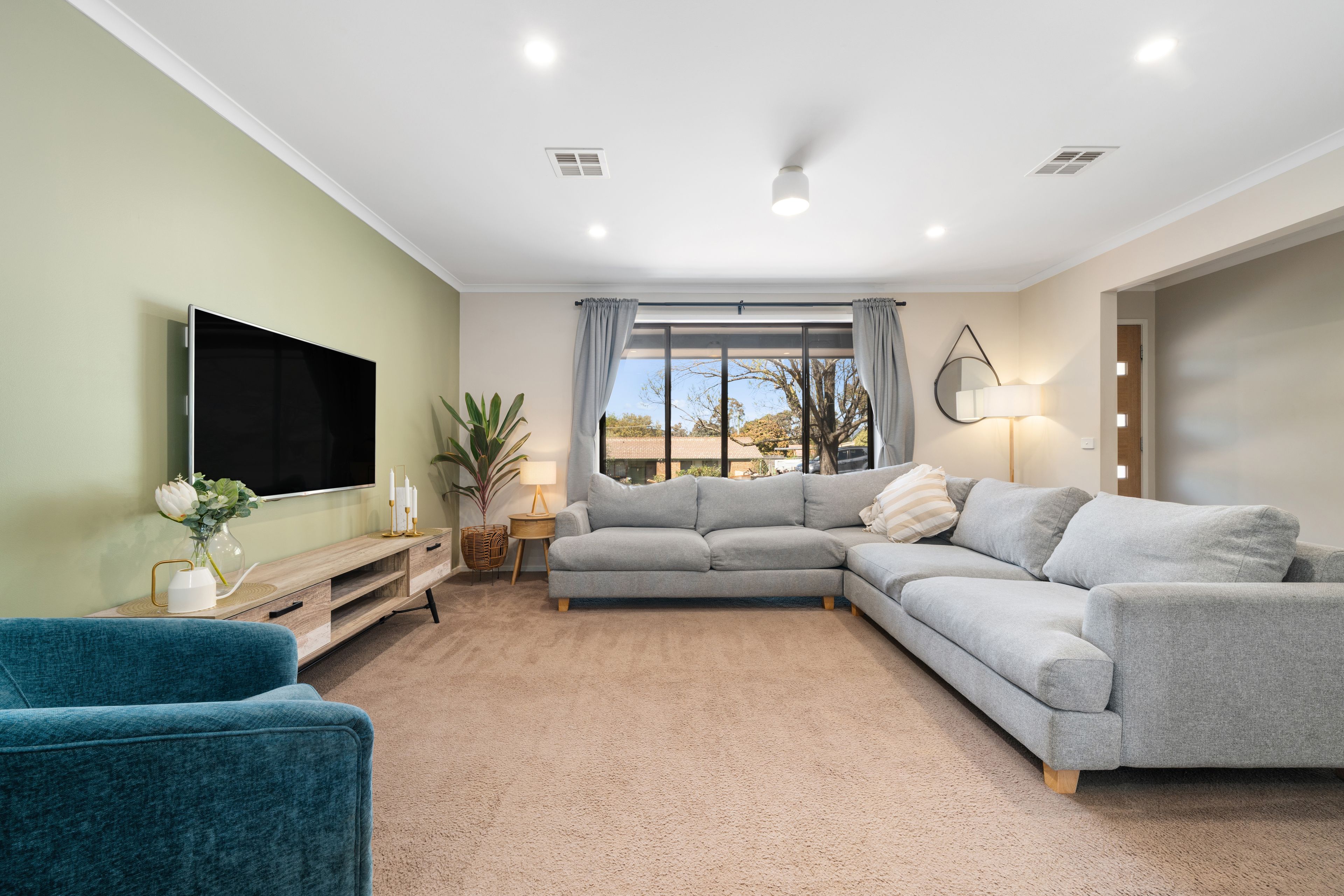 18 Currey Street, Gowrie, ACT 2904