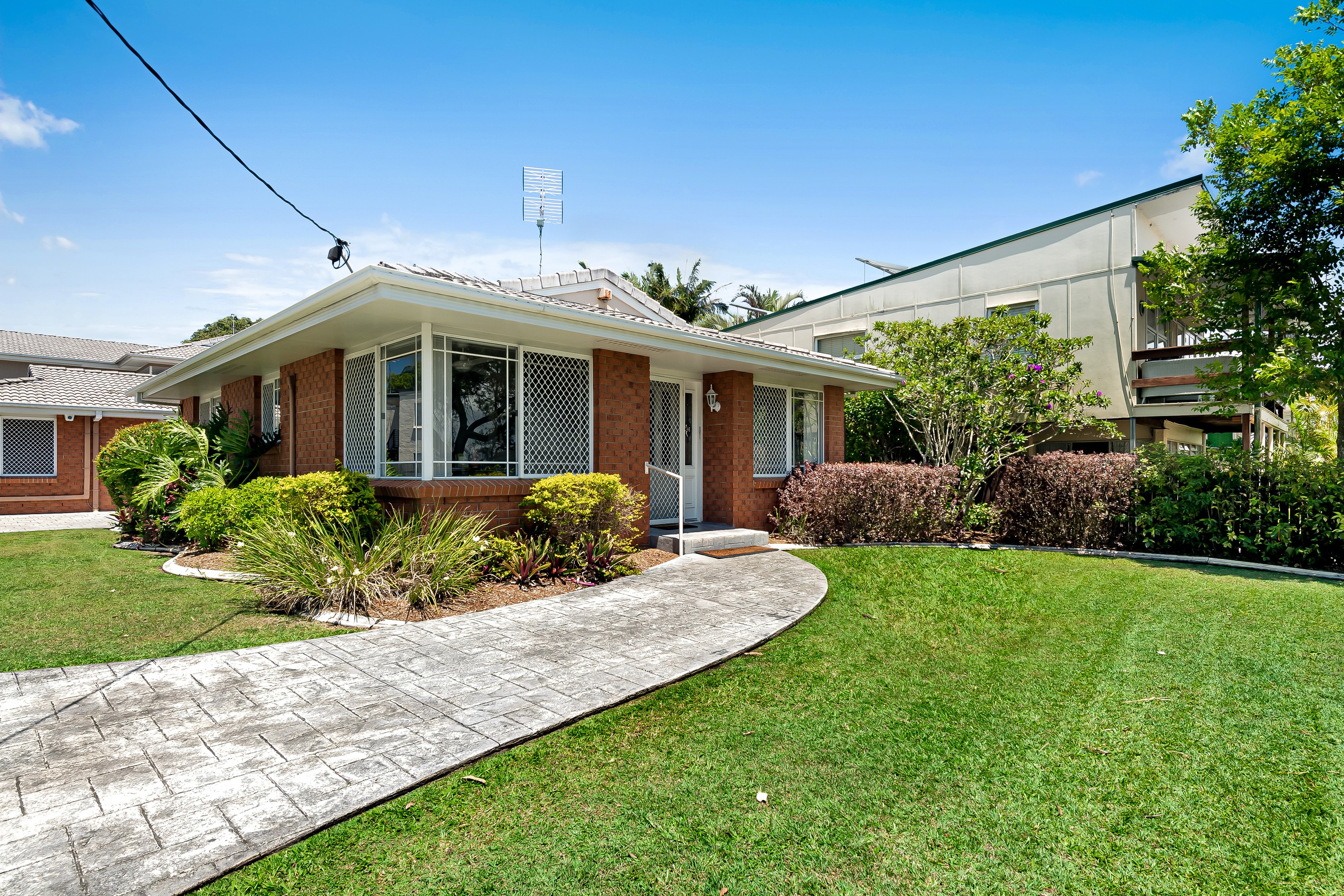 1/13 Bradman Avenue, Maroochydore, QLD 4558