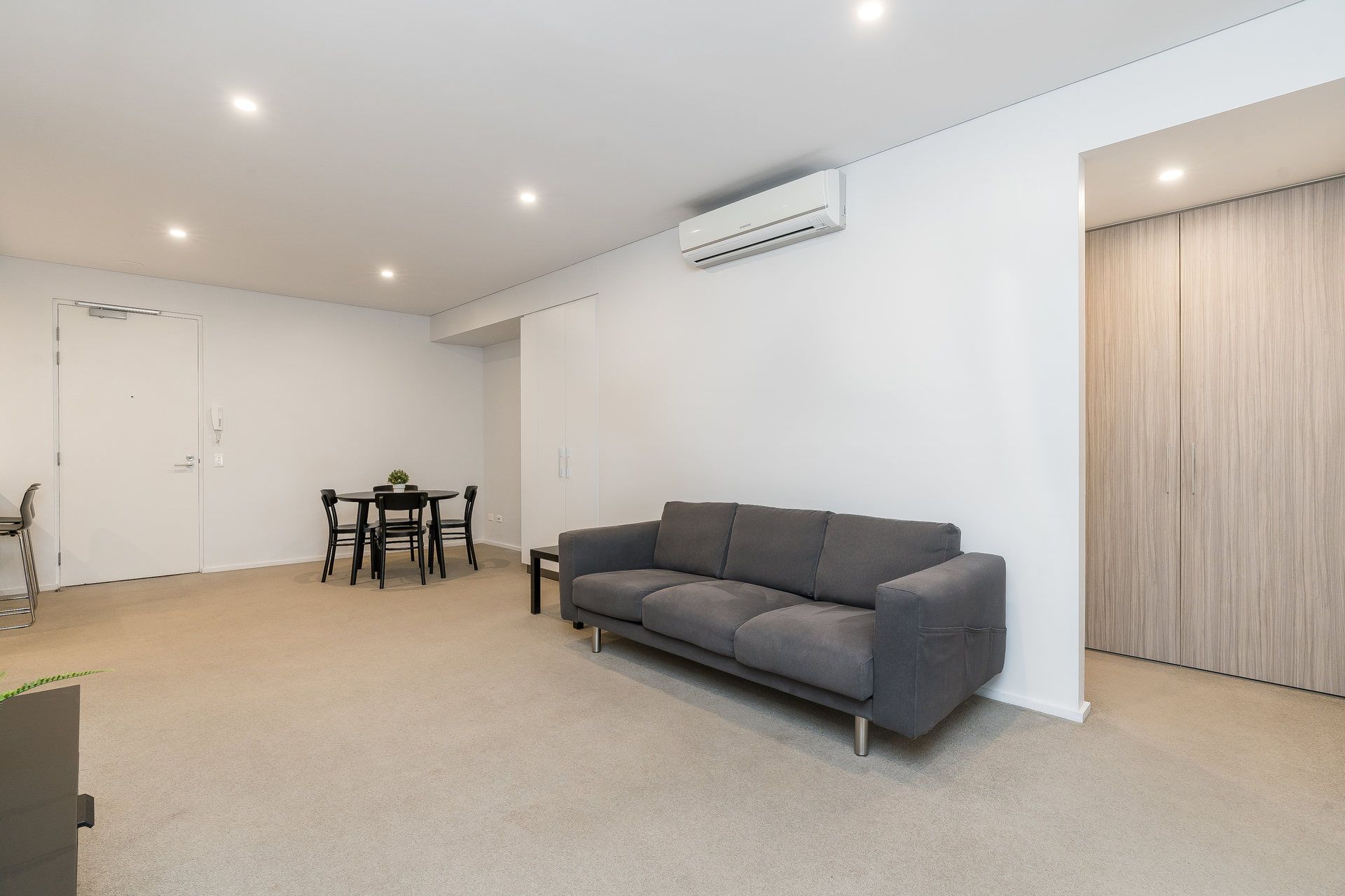 8/1 Hallam Way, Rivervale, WA 6103