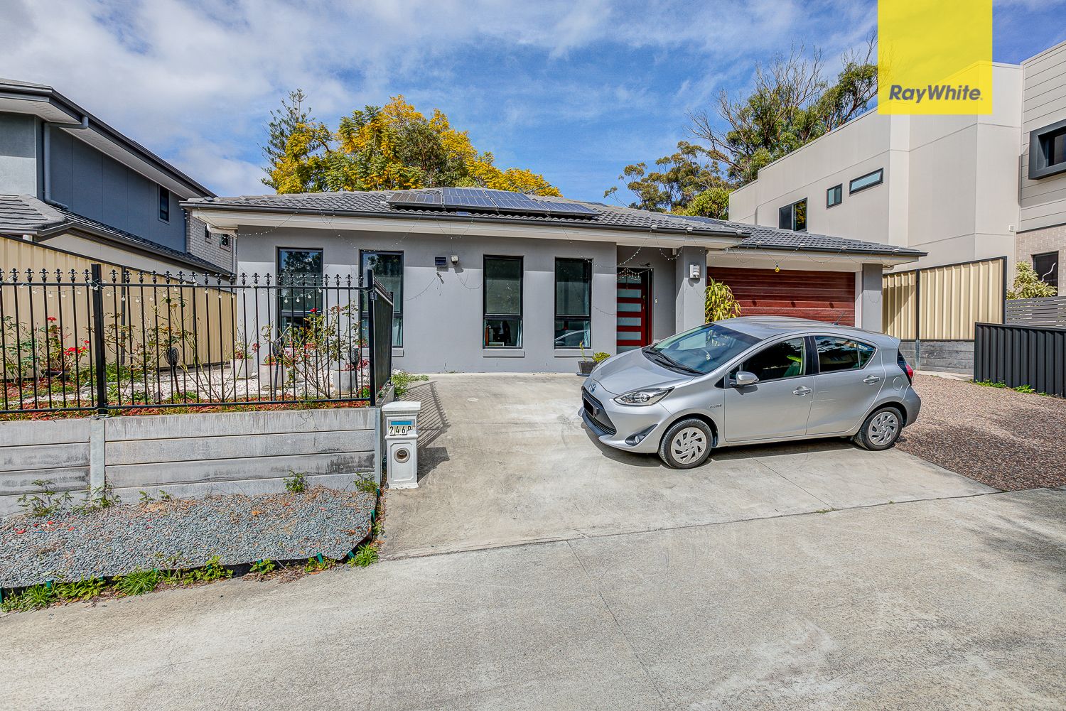 2469 Logan Road, Eight Mile Plains, QLD 4113
