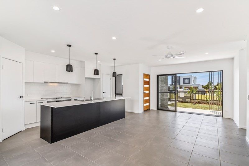 5 Balance Place, Birtinya, QLD 4575