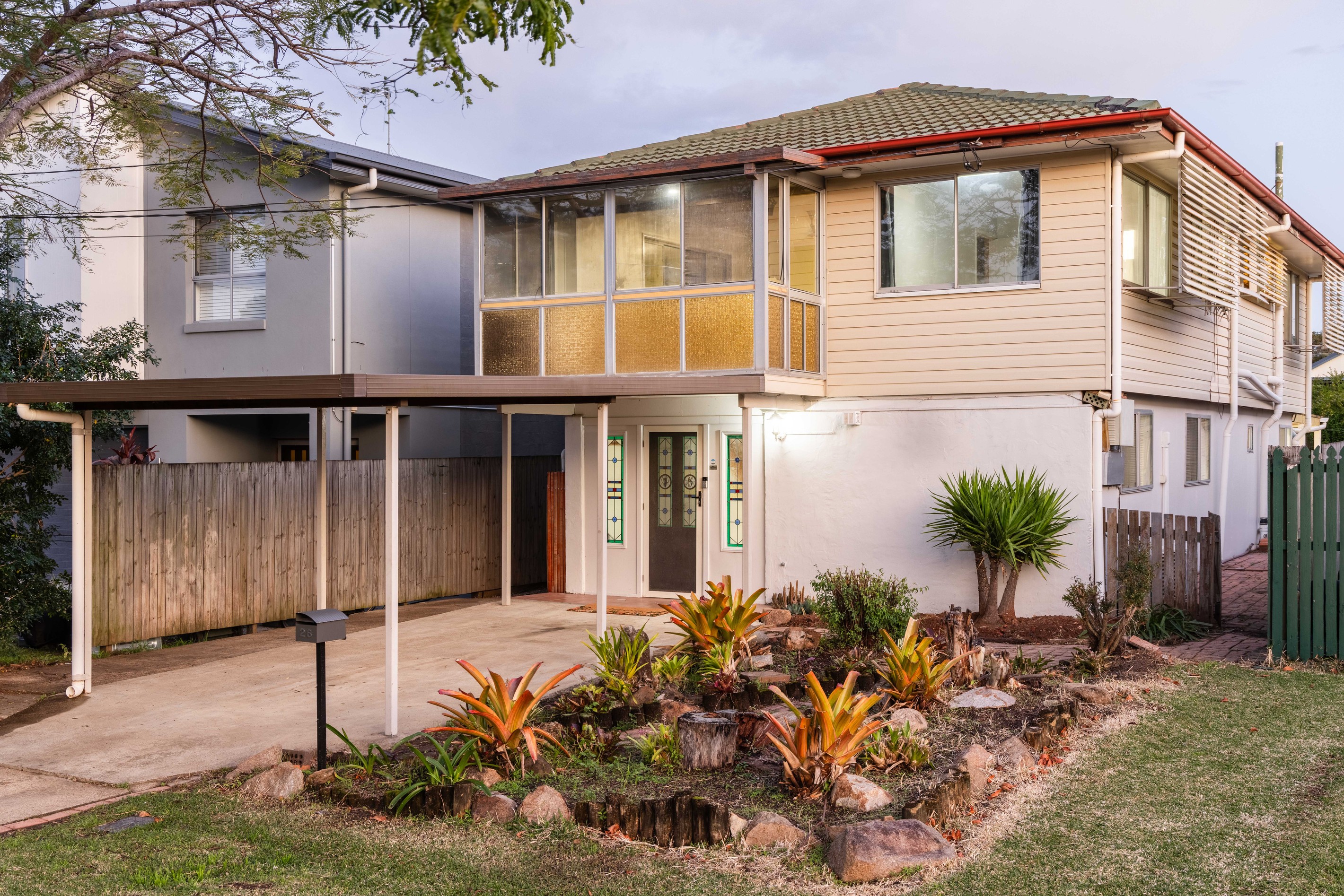 26 Saint Clements Road, Oxley, QLD 4075