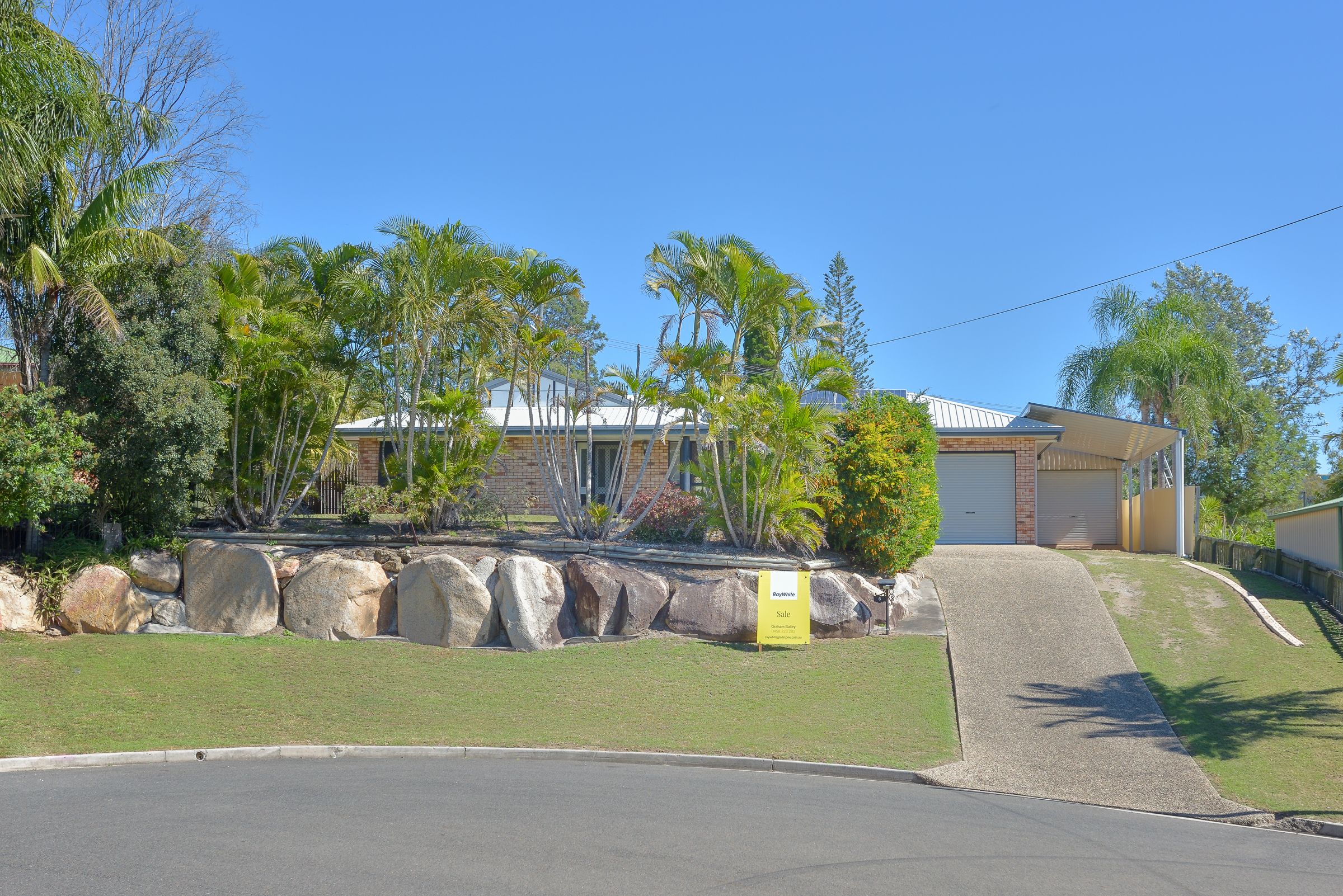 6 Kenneth Court, New Auckland QLD 4680