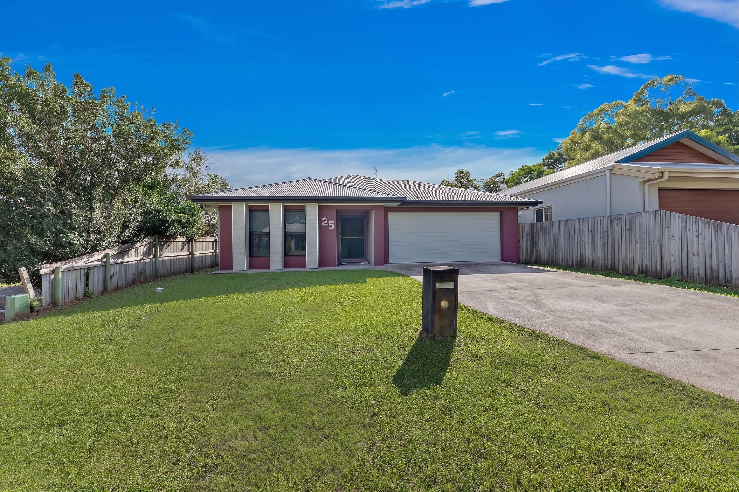 25 Twin Creek Court, Cannonvale, QLD 4802