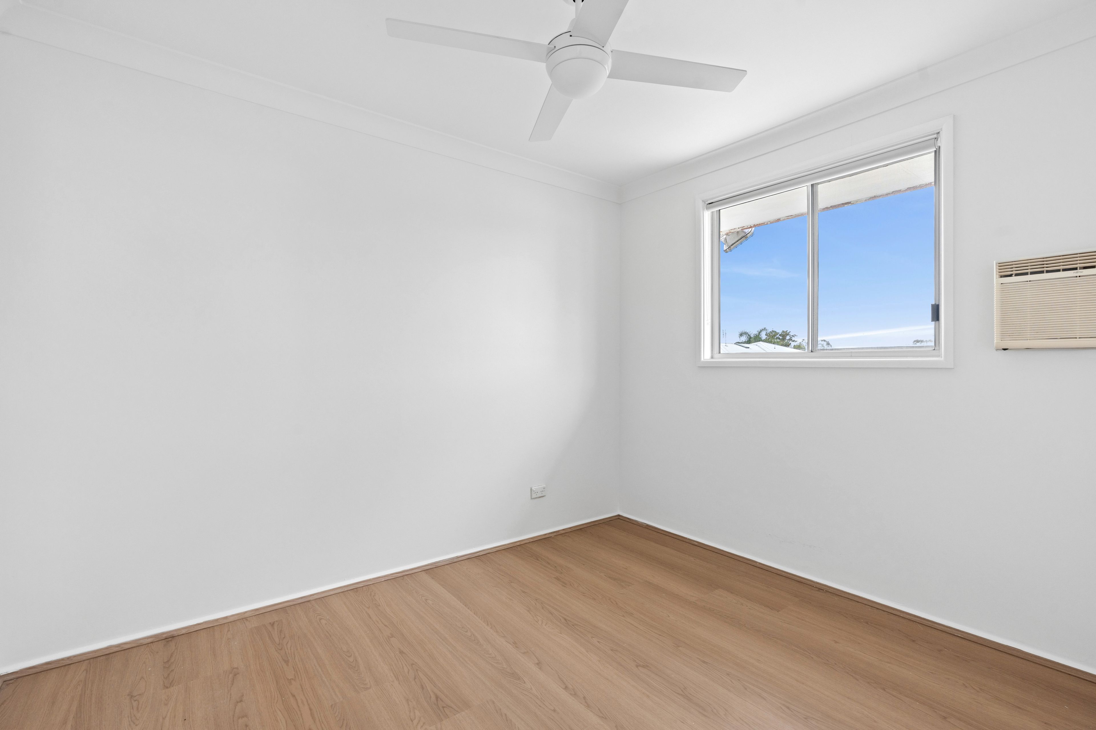 34 Vales Road — photo 5 of 13