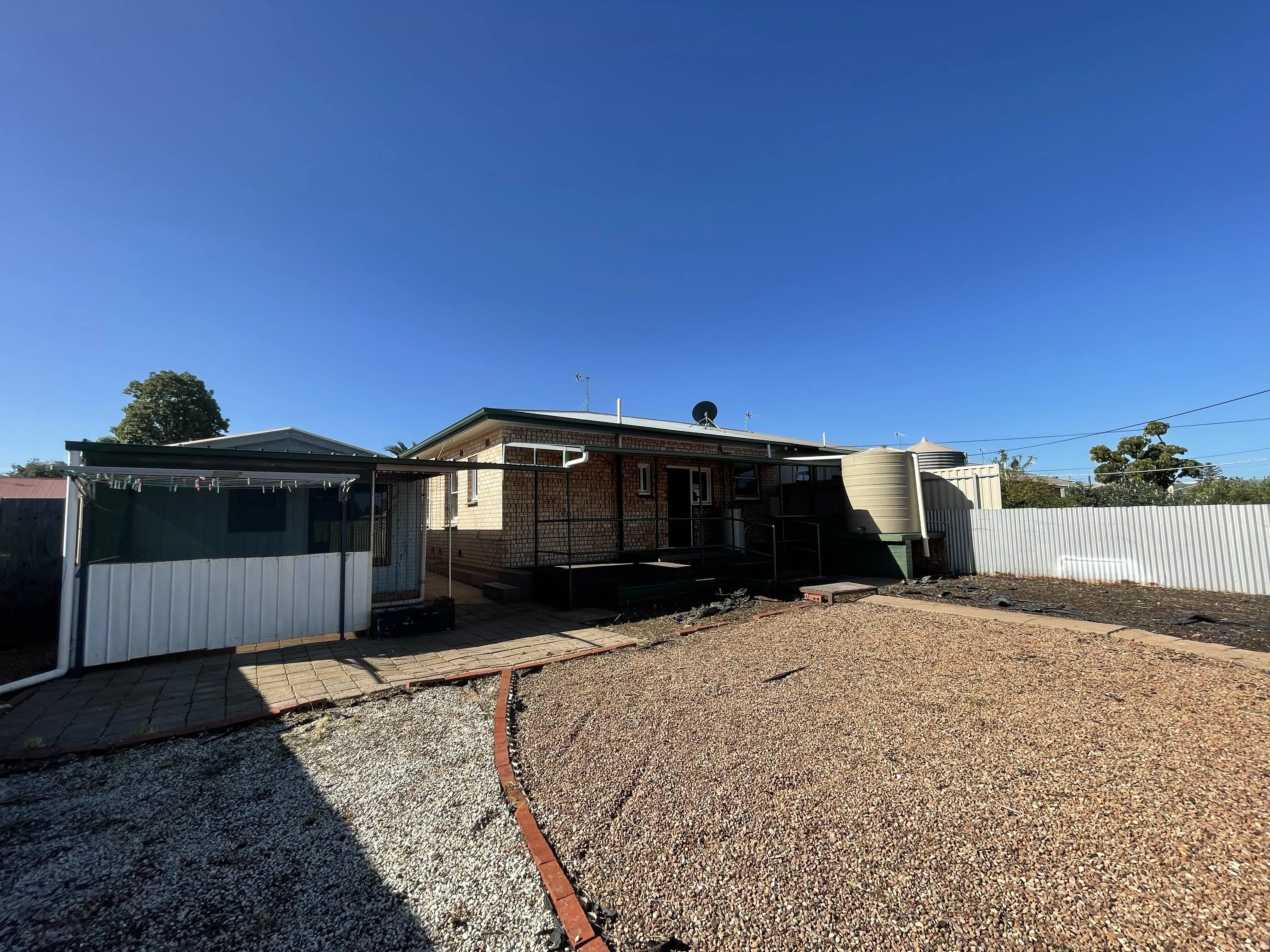 47 Gordon Street — photo 12 of 14